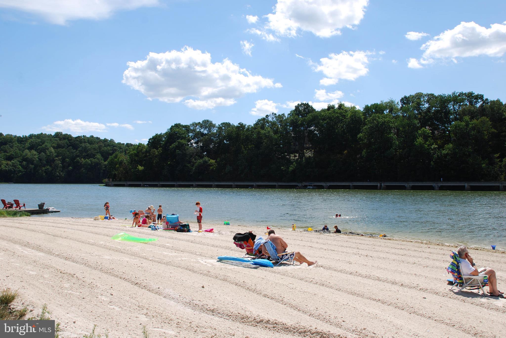 WOODRIDGE AT LAKE LINGANORE - Residential