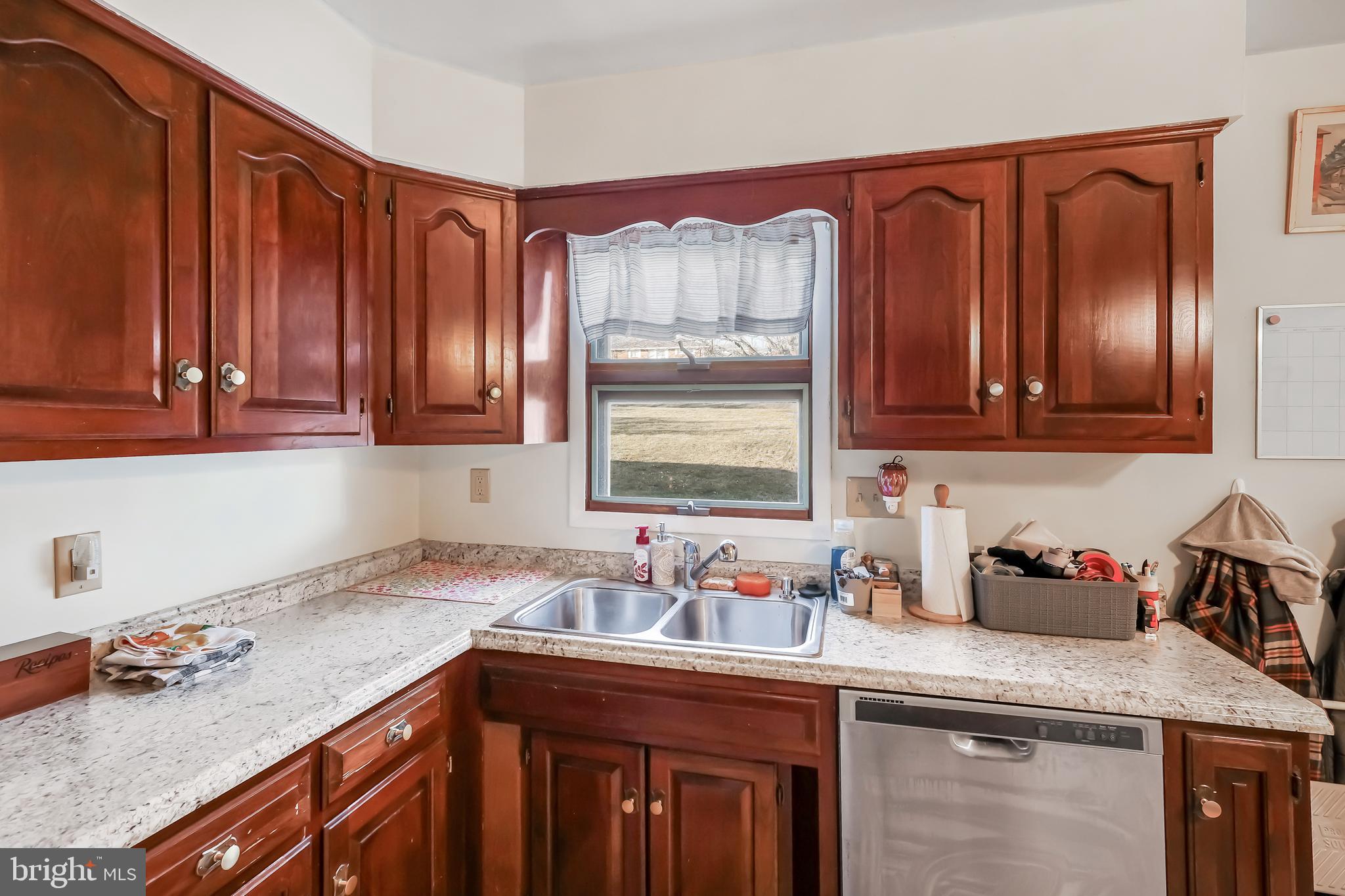 ECKHART MINES - Residential