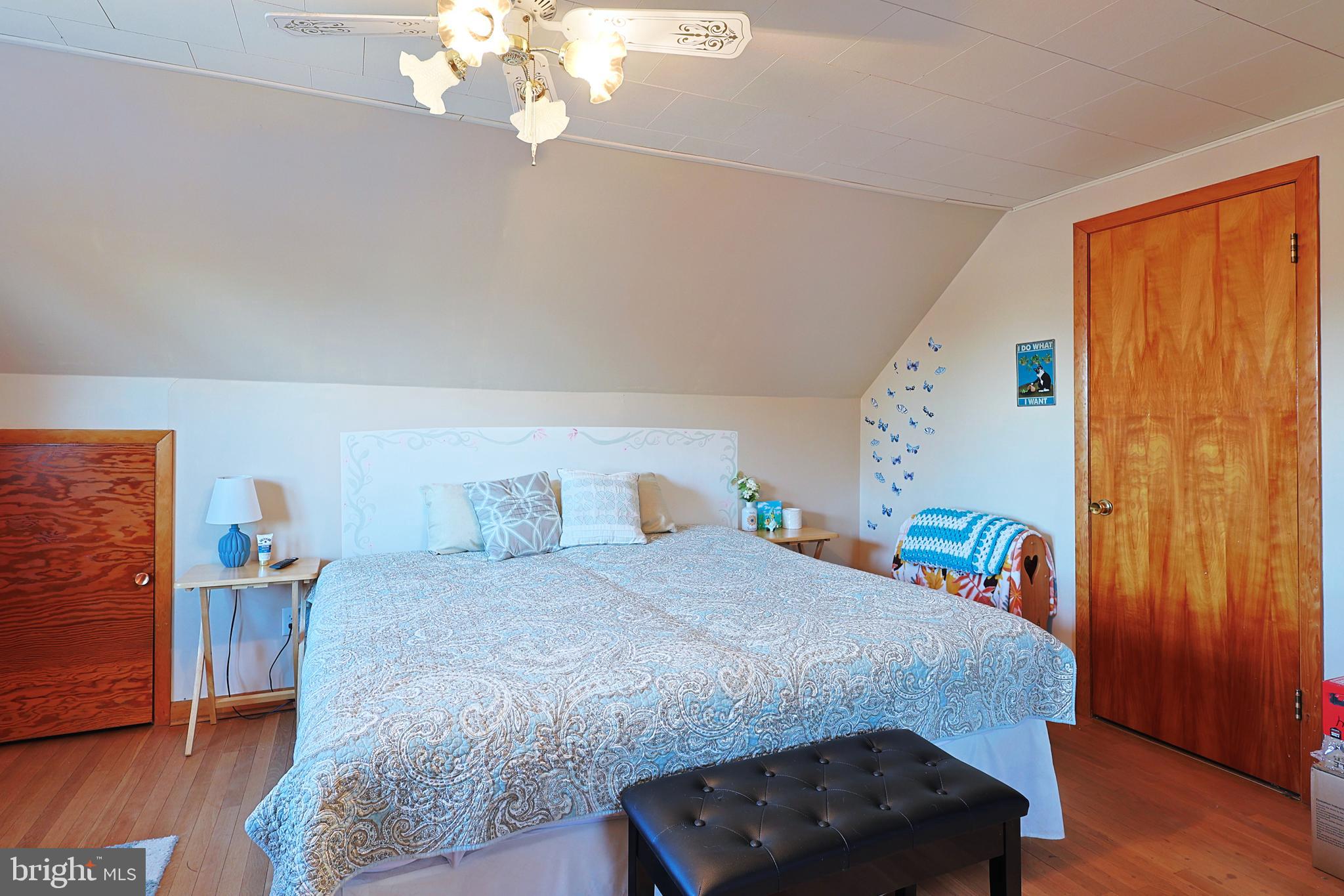 ECKHART MINES - Residential