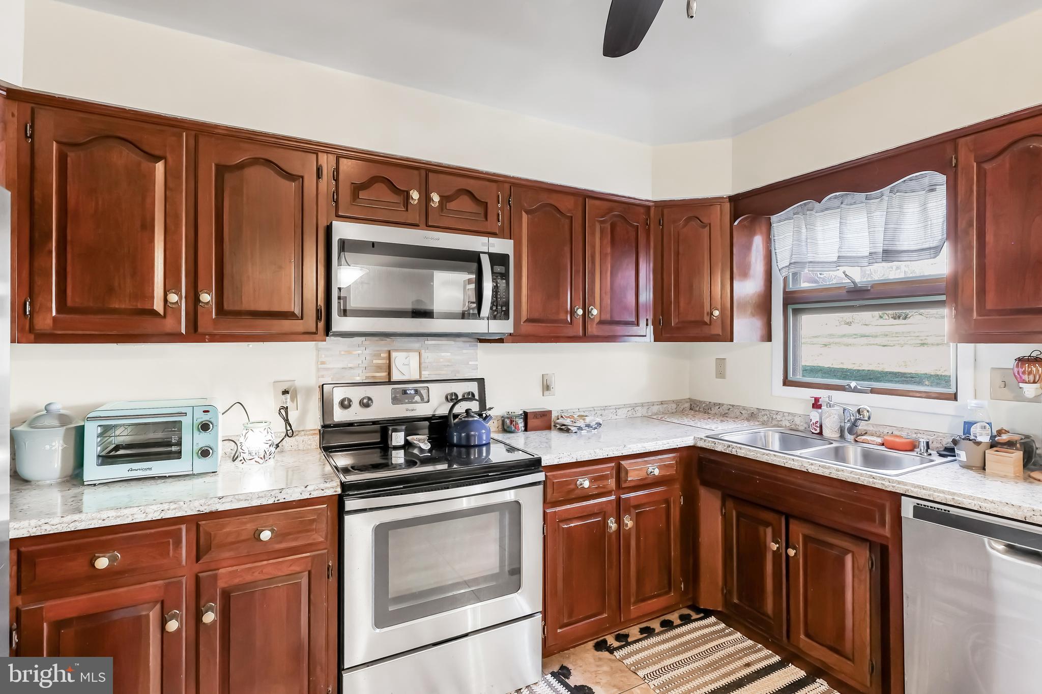 ECKHART MINES - Residential