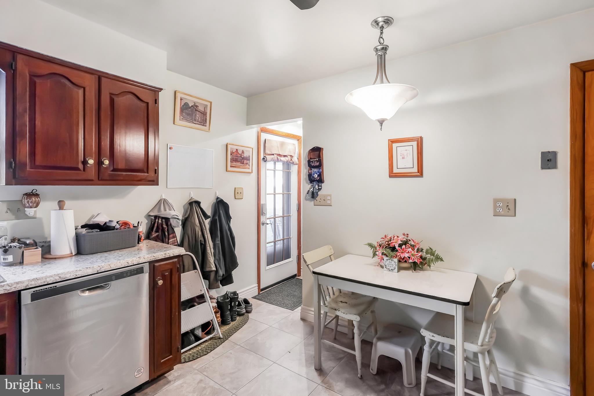 ECKHART MINES - Residential