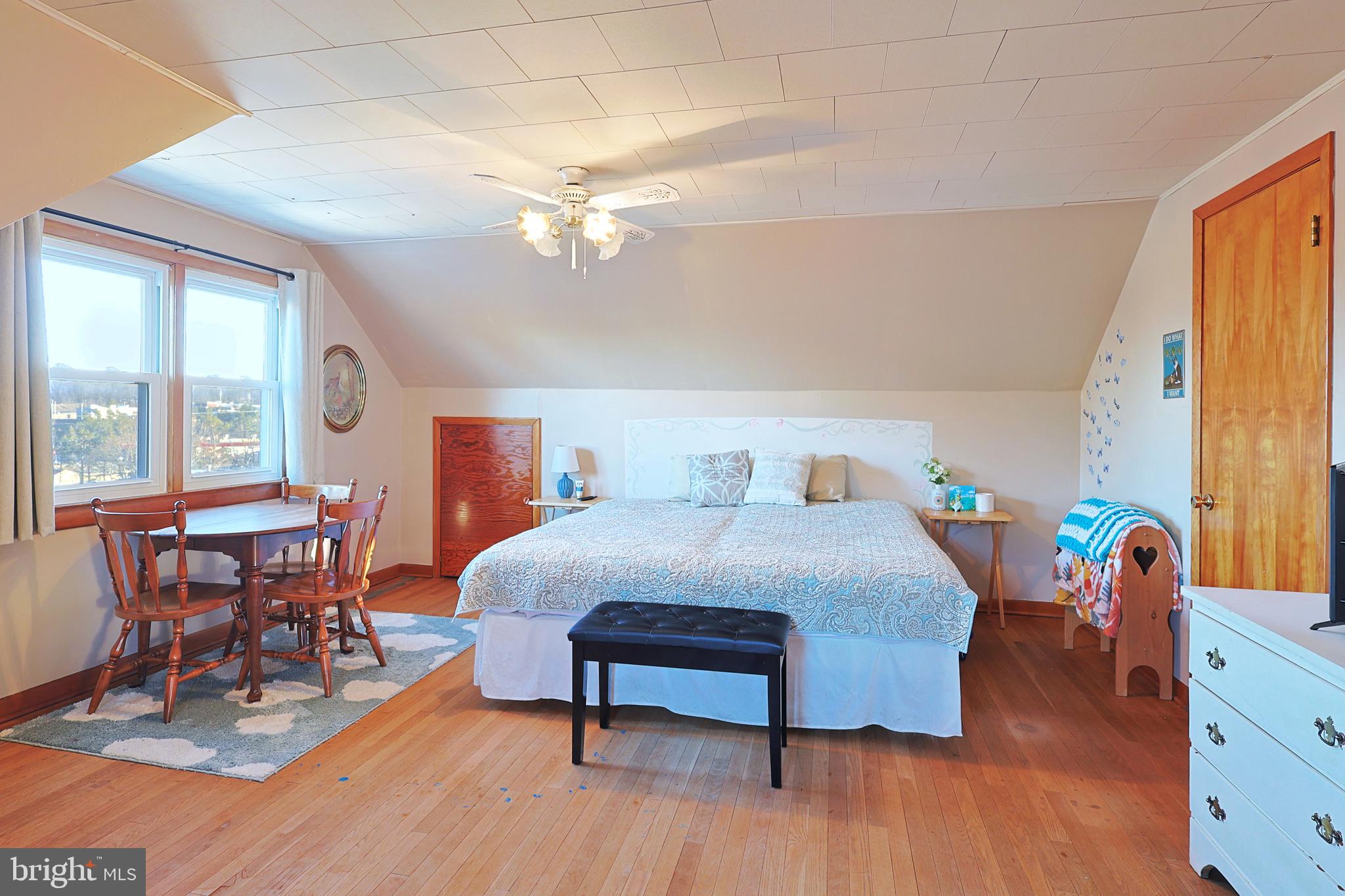 ECKHART MINES - Residential