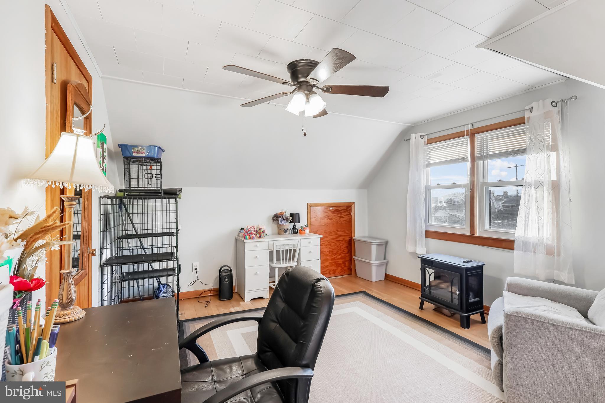 ECKHART MINES - Residential