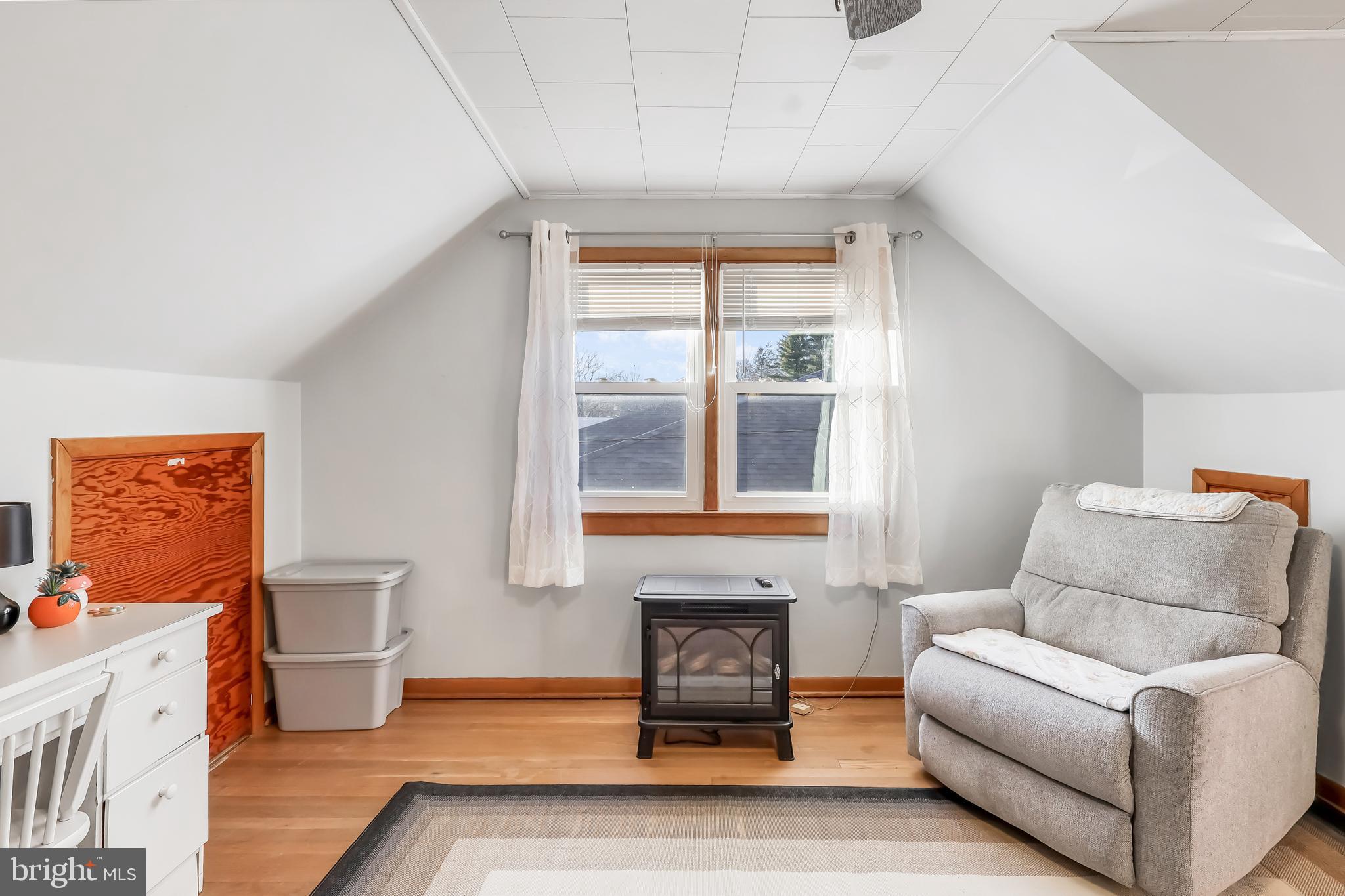 ECKHART MINES - Residential