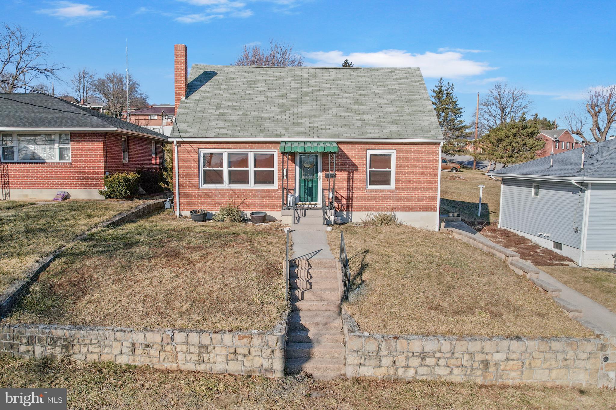 ECKHART MINES - Residential