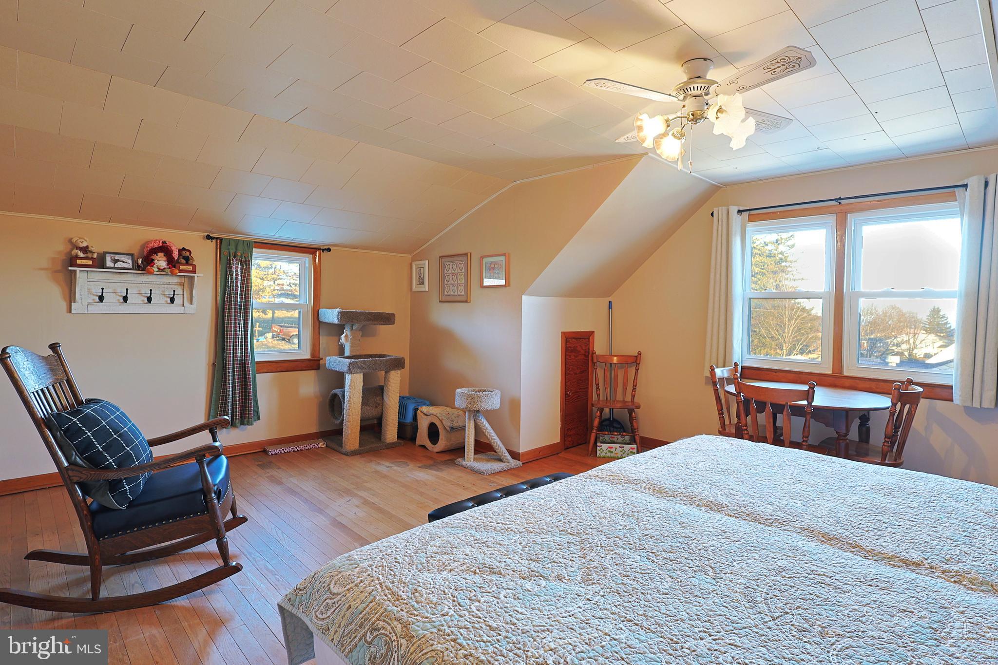 ECKHART MINES - Residential