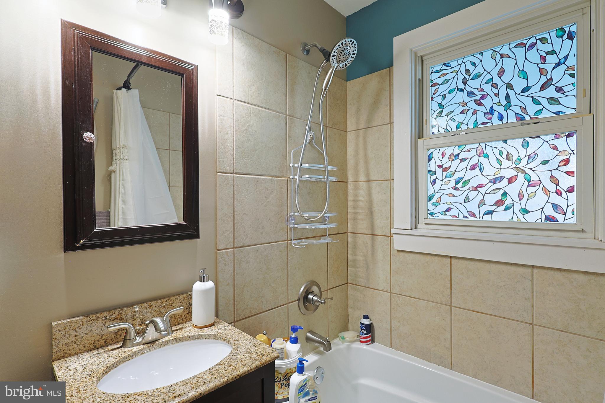 ECKHART MINES - Residential