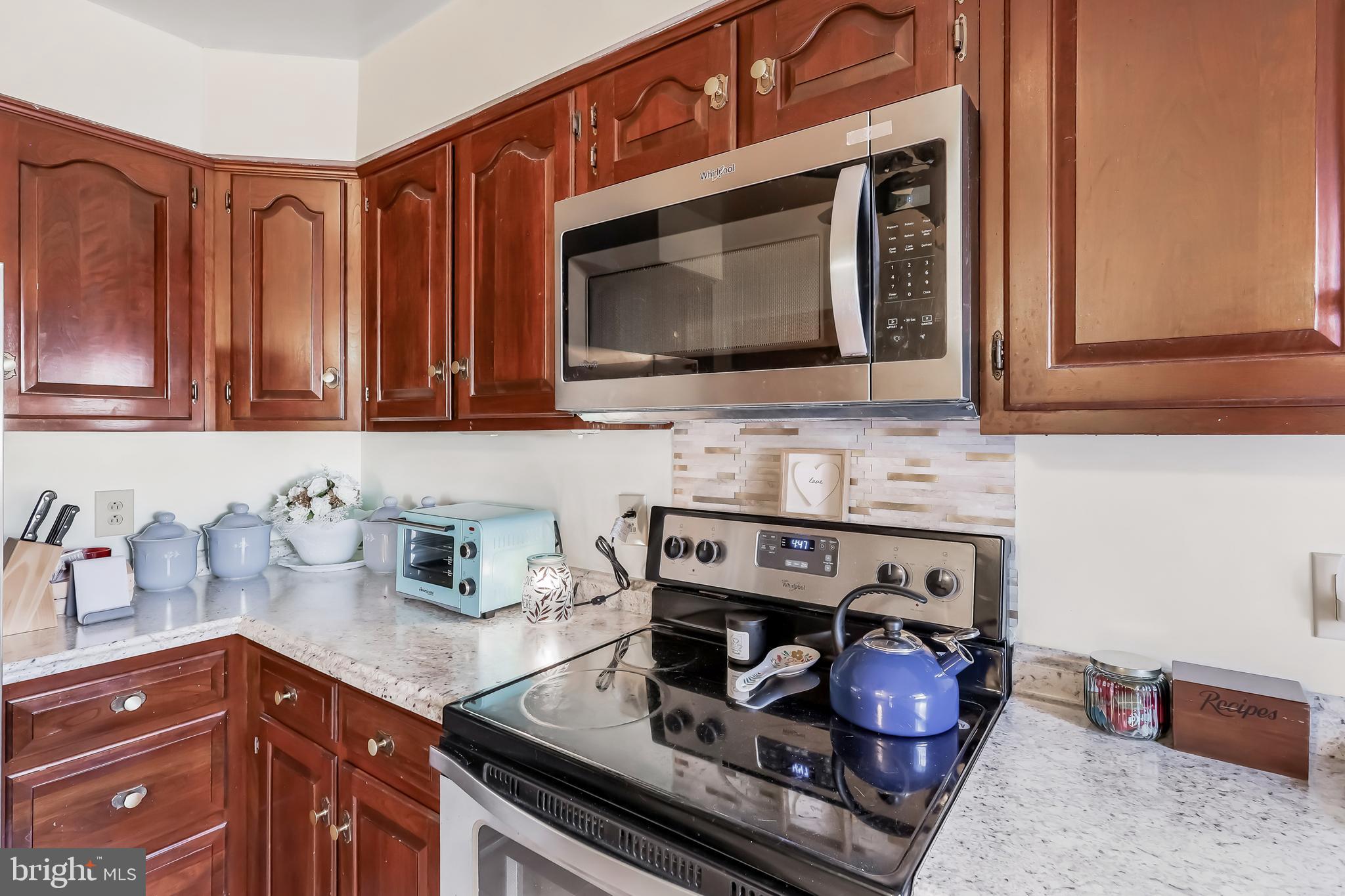 ECKHART MINES - Residential