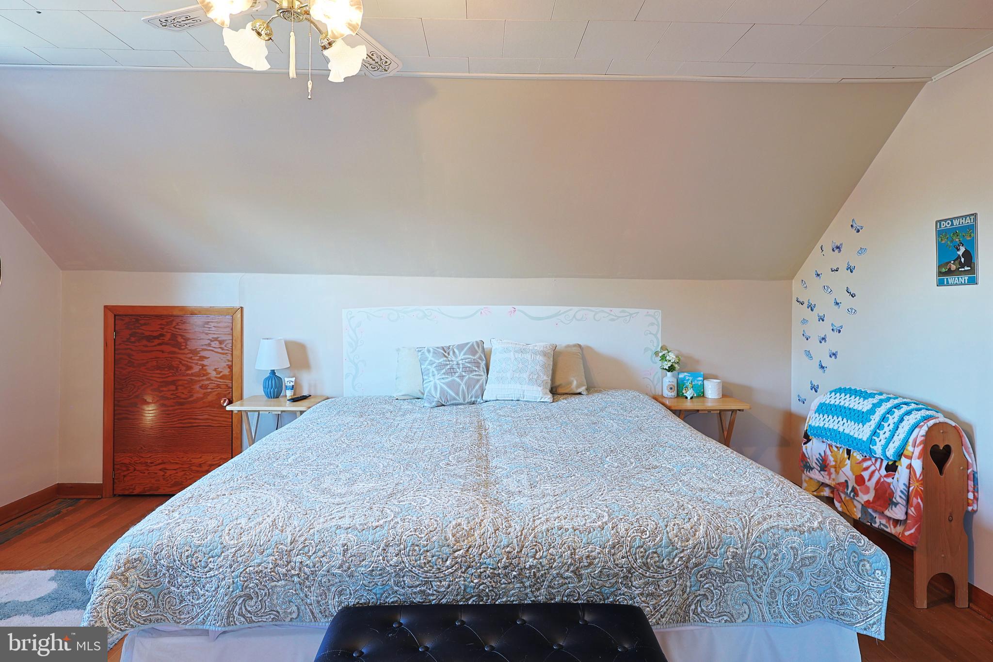 ECKHART MINES - Residential