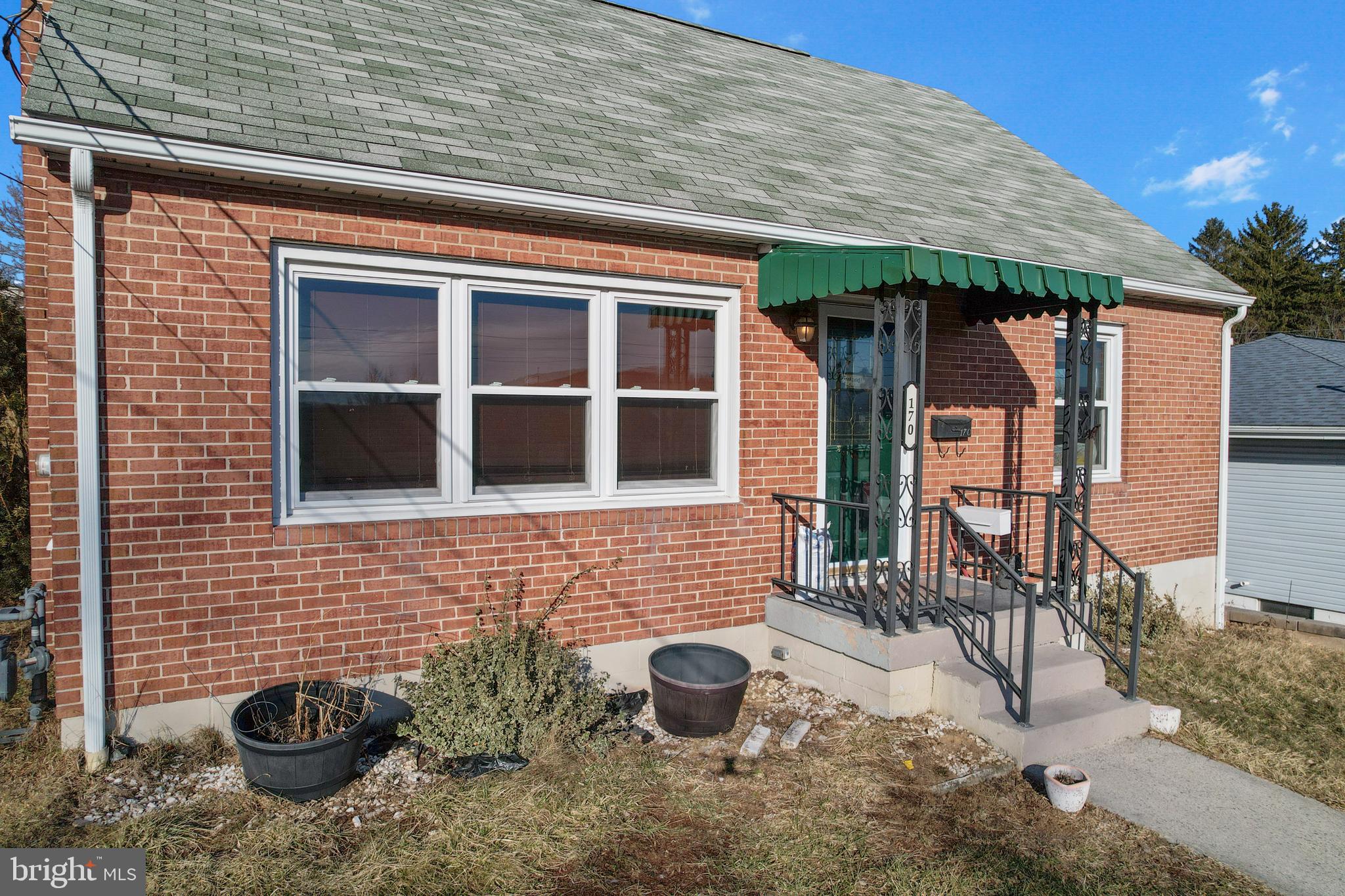 ECKHART MINES - Residential