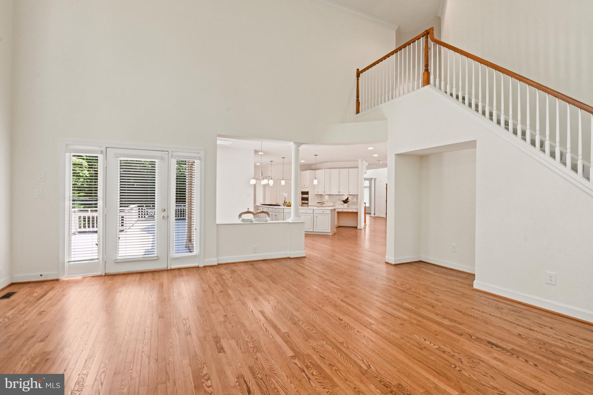 ONE CAMERON PLACE - Residential