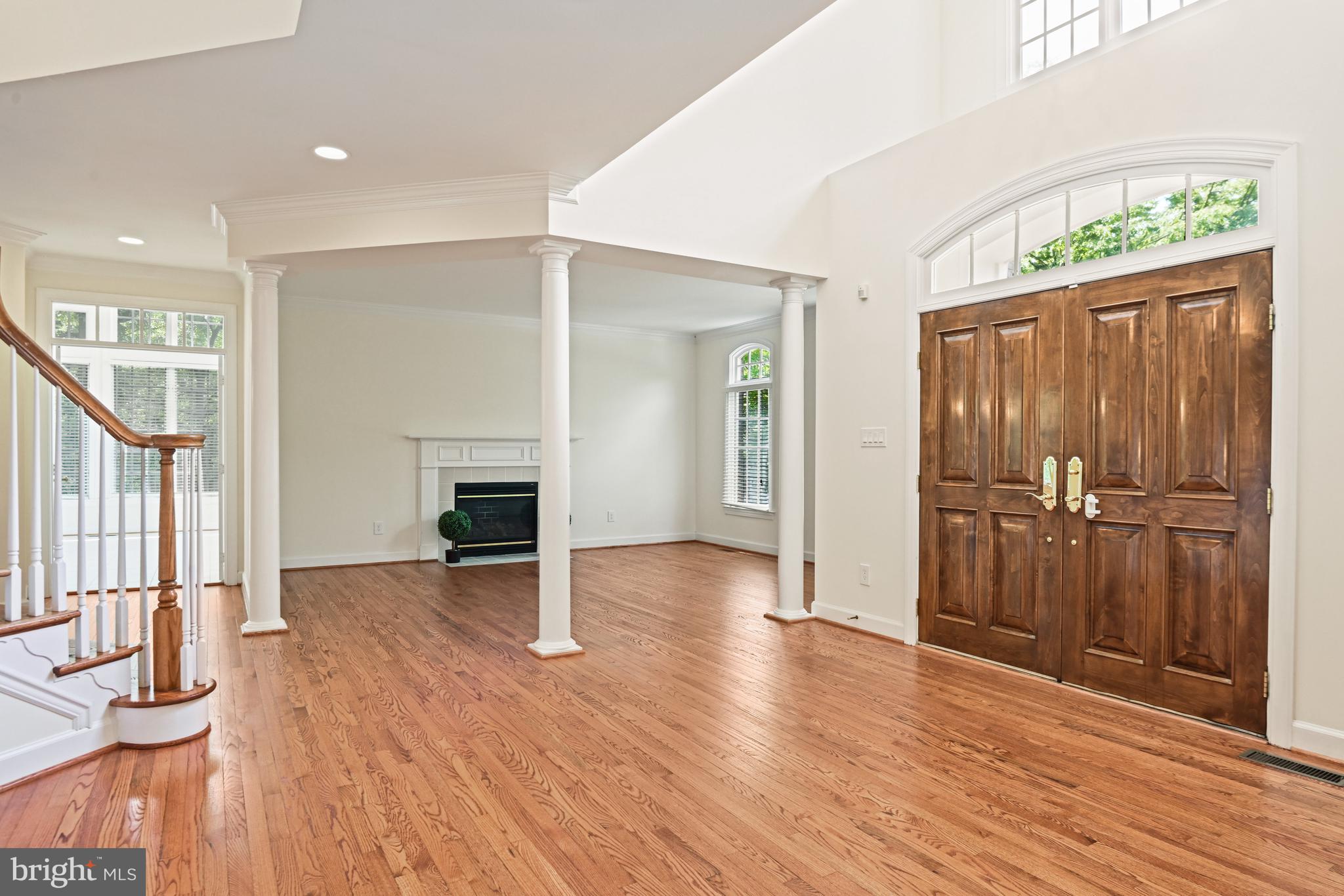 ONE CAMERON PLACE - Residential