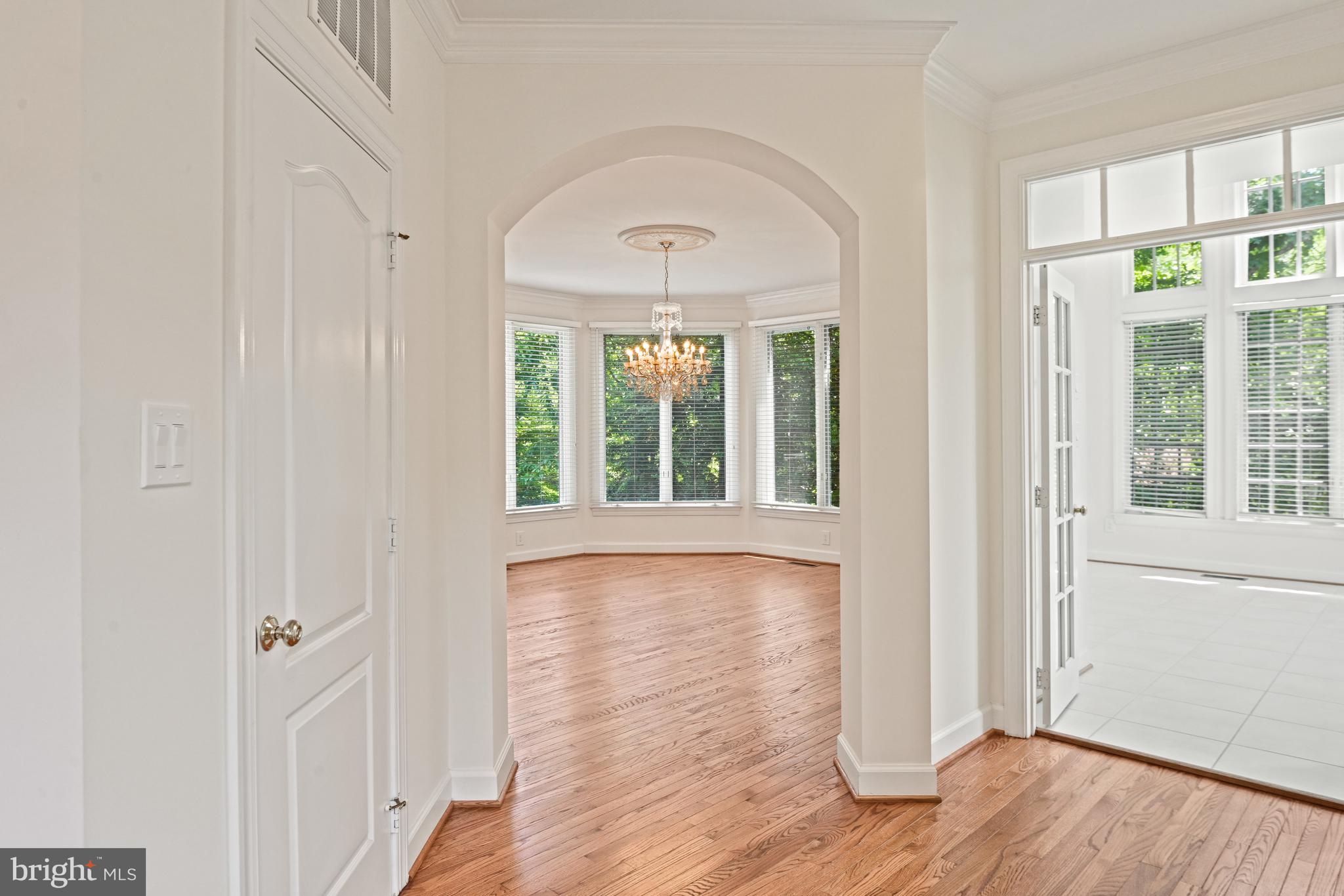 ONE CAMERON PLACE - Residential