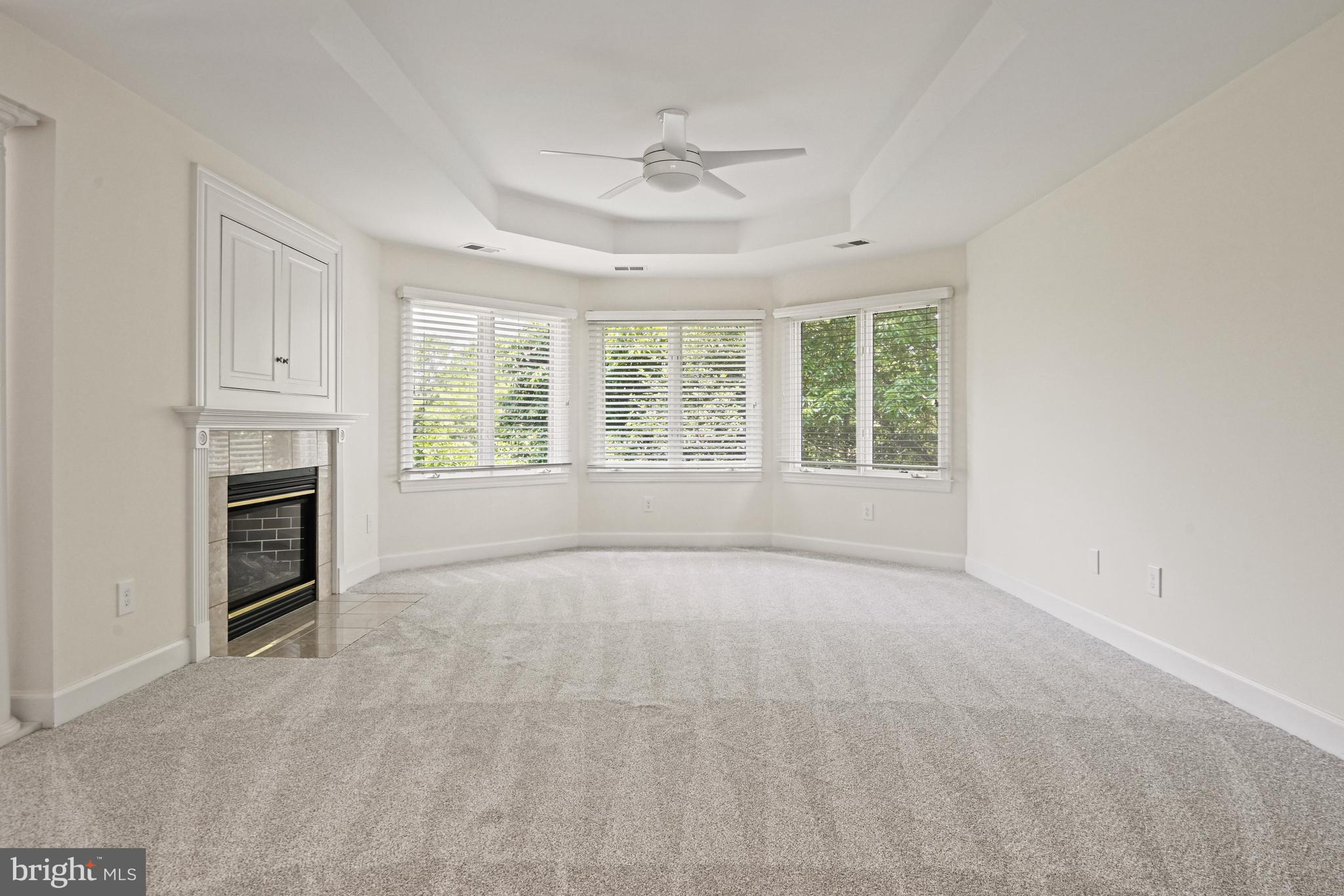 ONE CAMERON PLACE - Residential