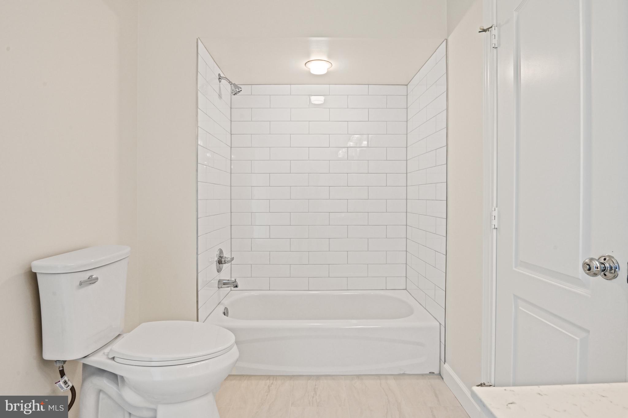 ONE CAMERON PLACE - Residential