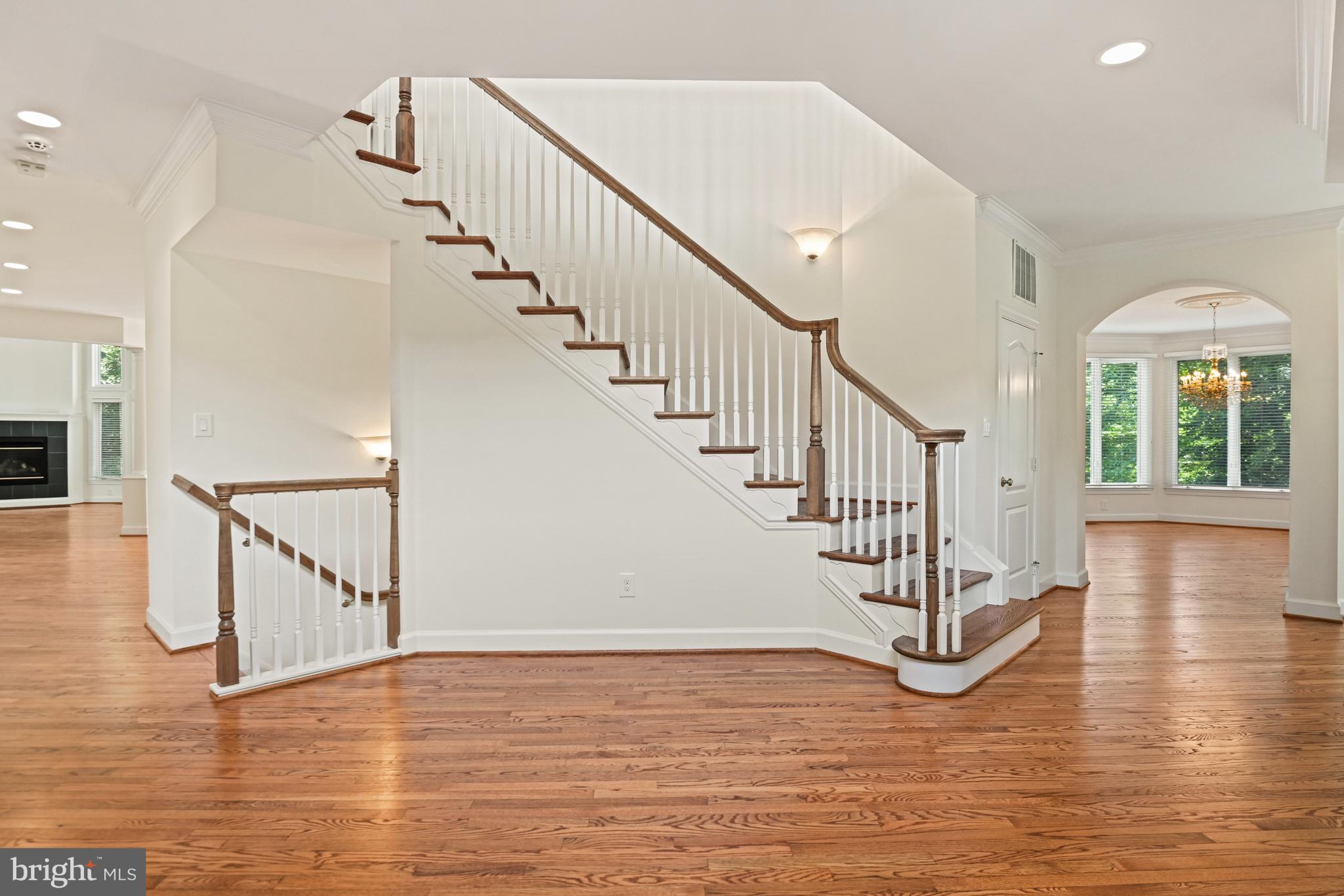 ONE CAMERON PLACE - Residential