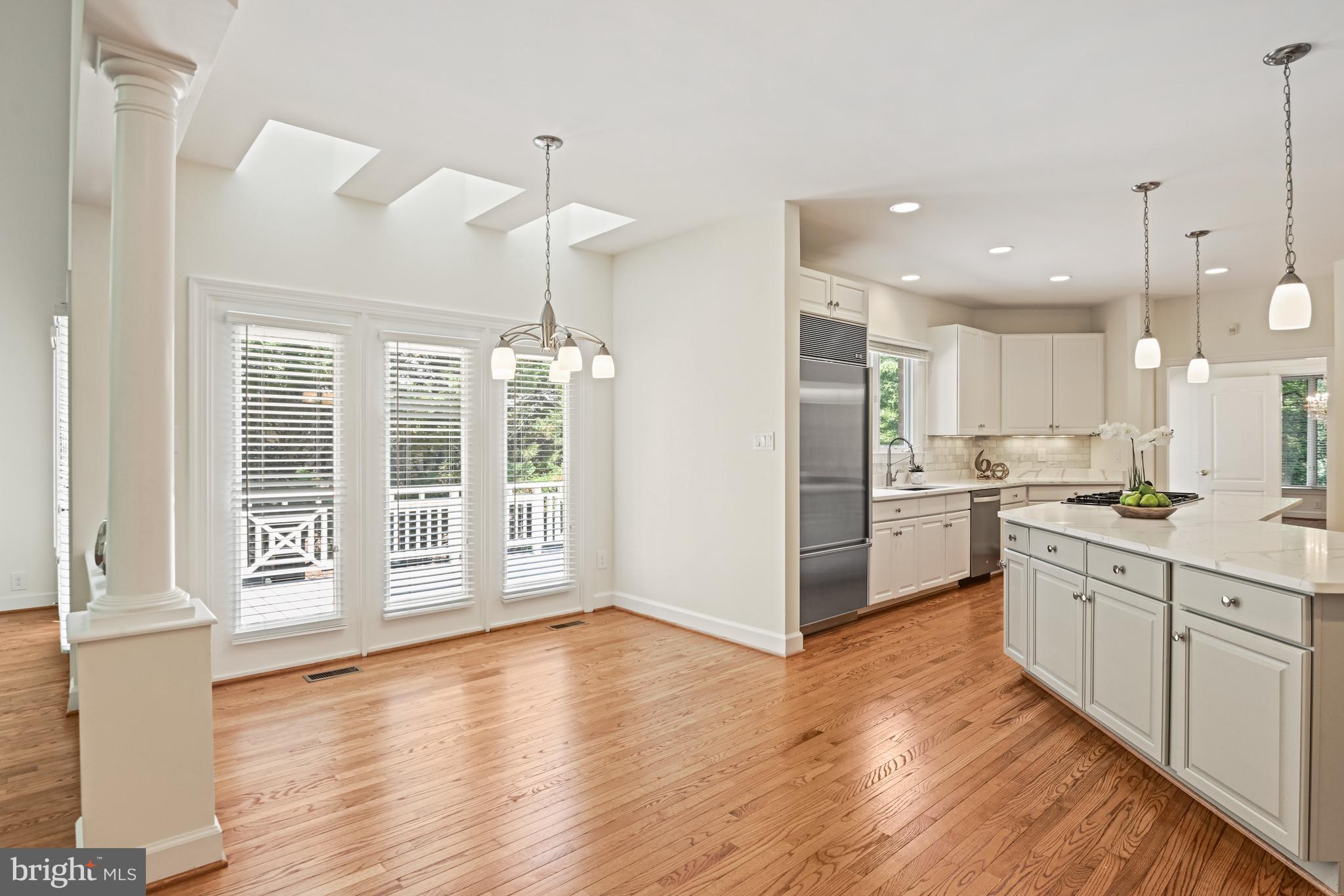 ONE CAMERON PLACE - Residential