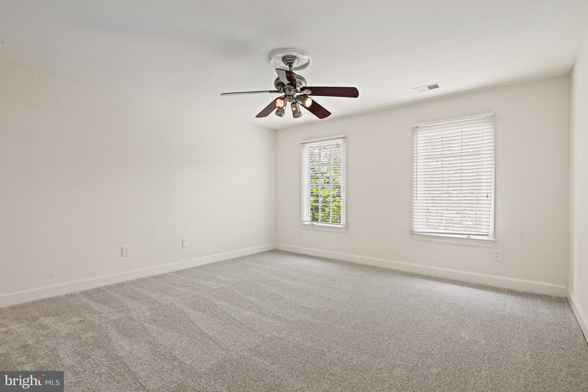 ONE CAMERON PLACE - Residential