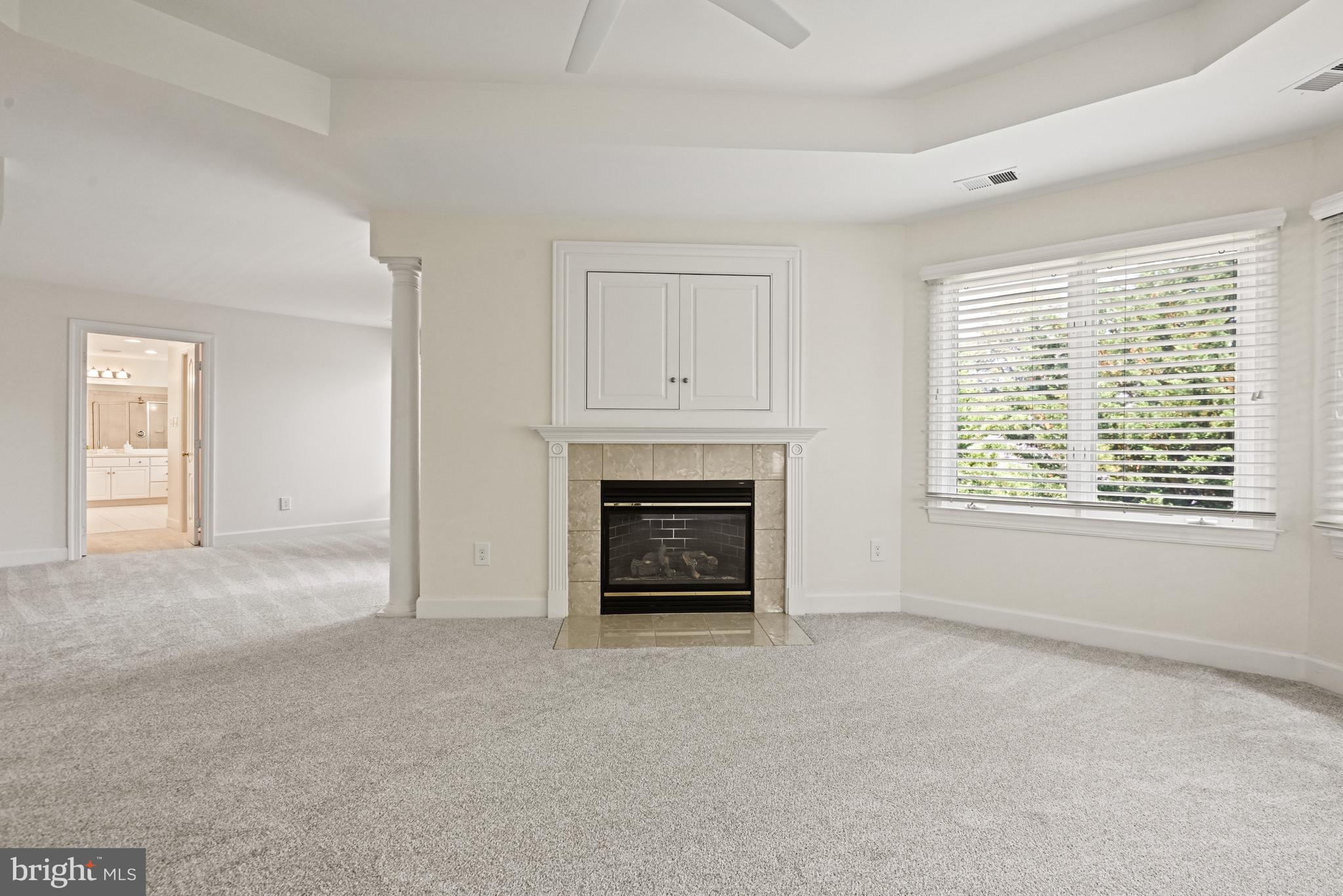 ONE CAMERON PLACE - Residential