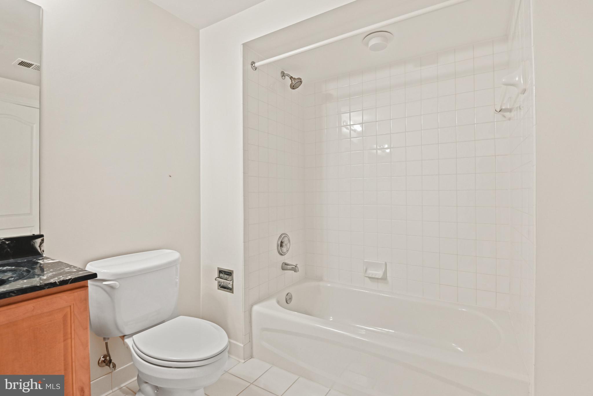 ONE CAMERON PLACE - Residential