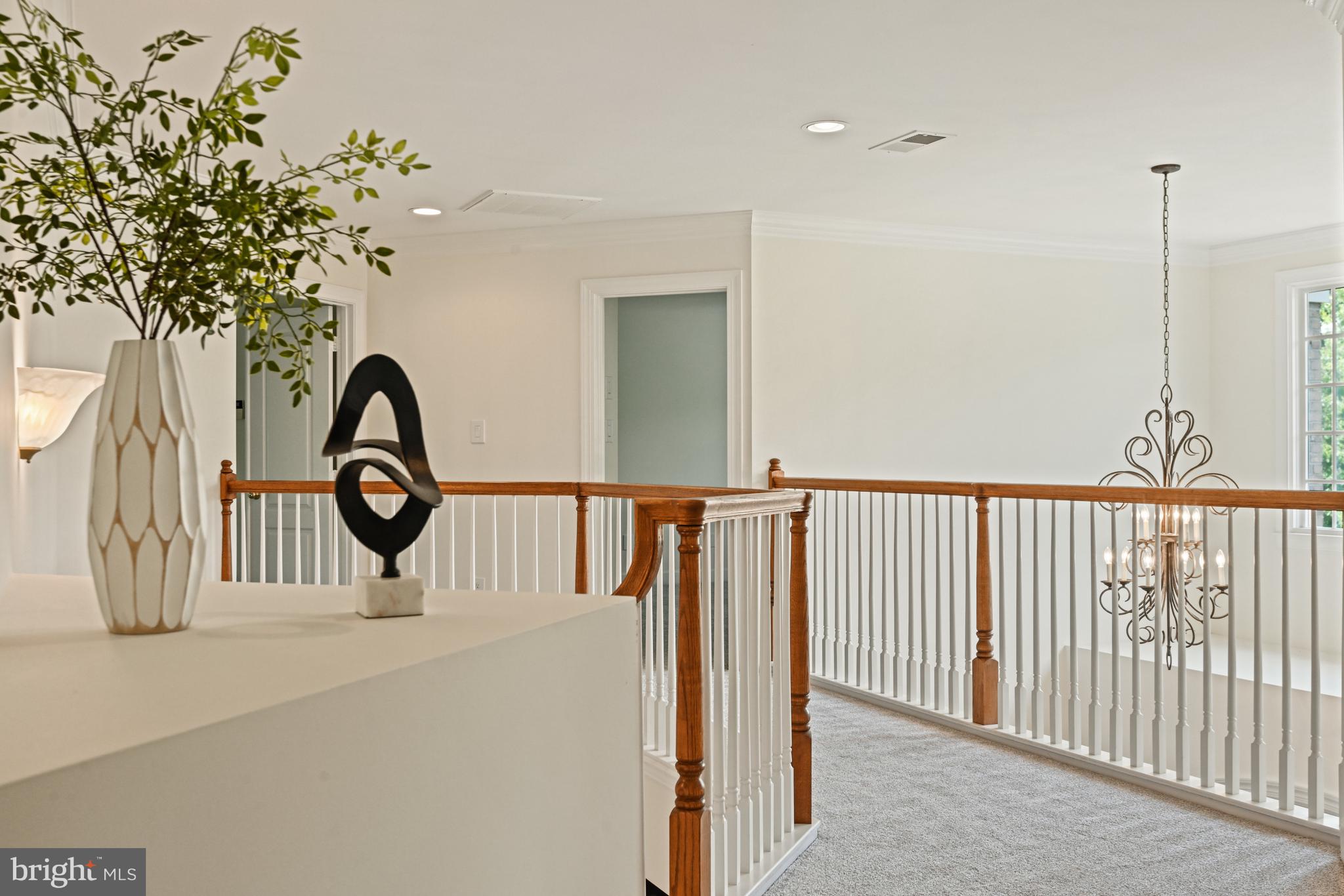 ONE CAMERON PLACE - Residential