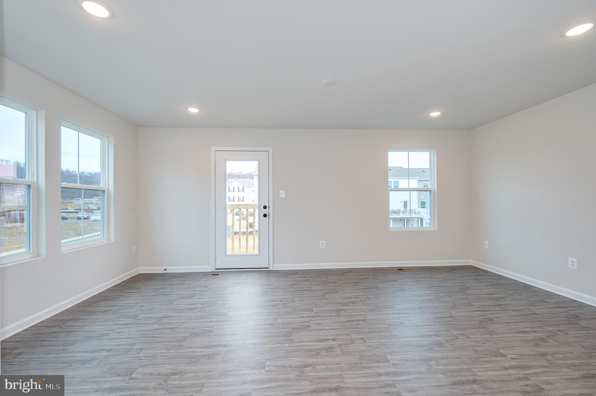 DILLON FARM - Residential Lease