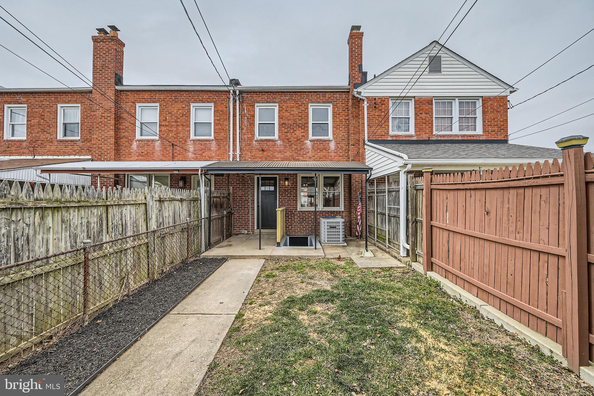 MERRITT HOMES - Residential