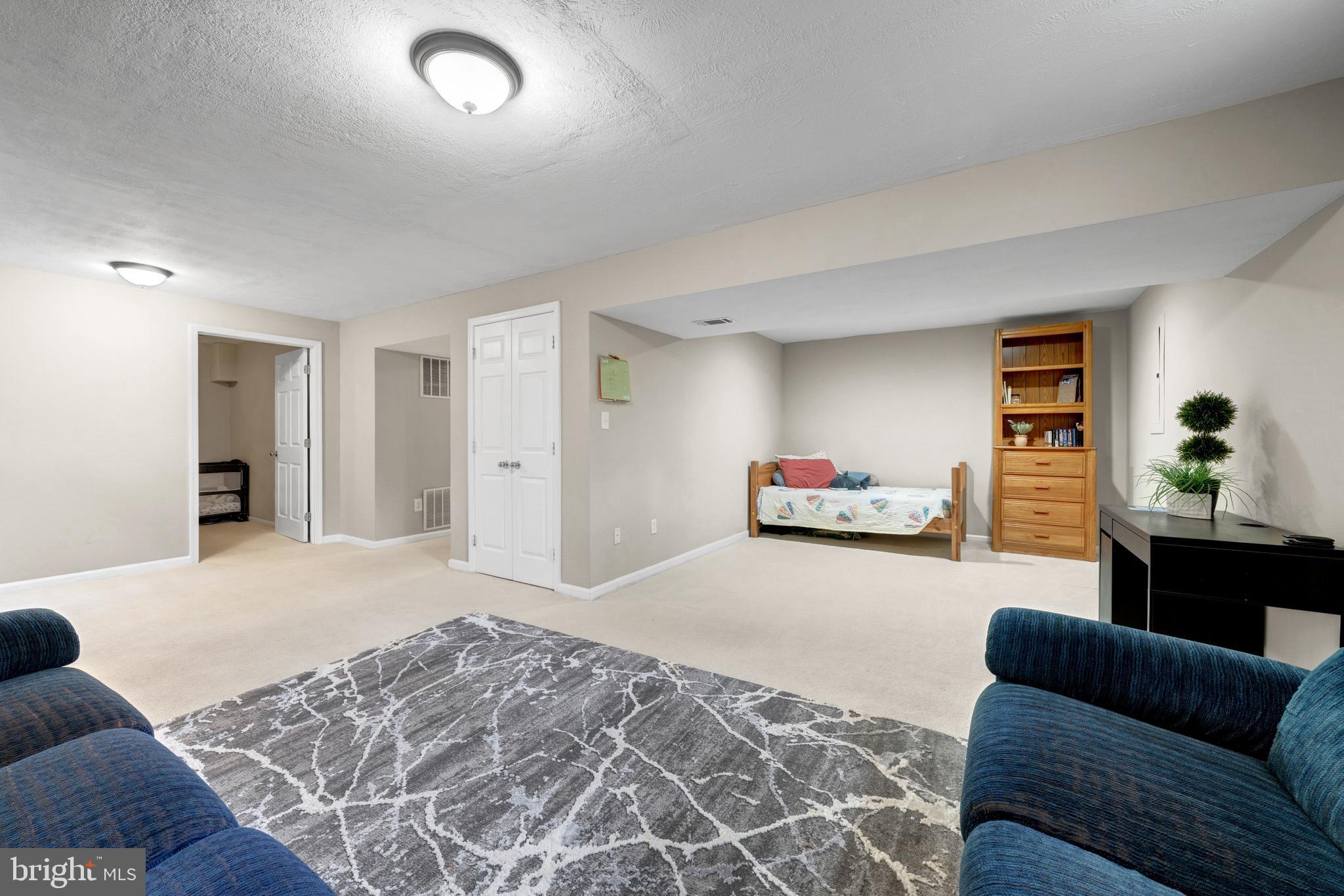 XANADU ESTATES - Residential