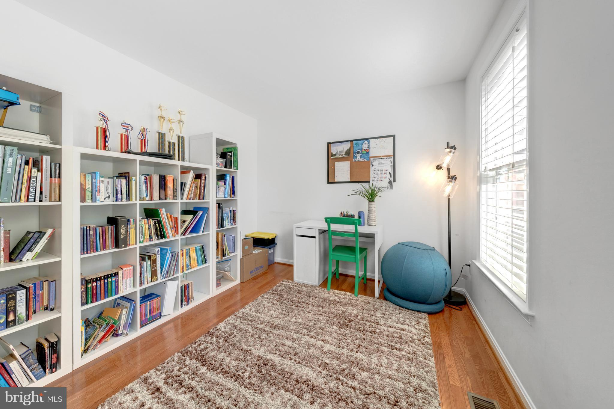 XANADU ESTATES - Residential