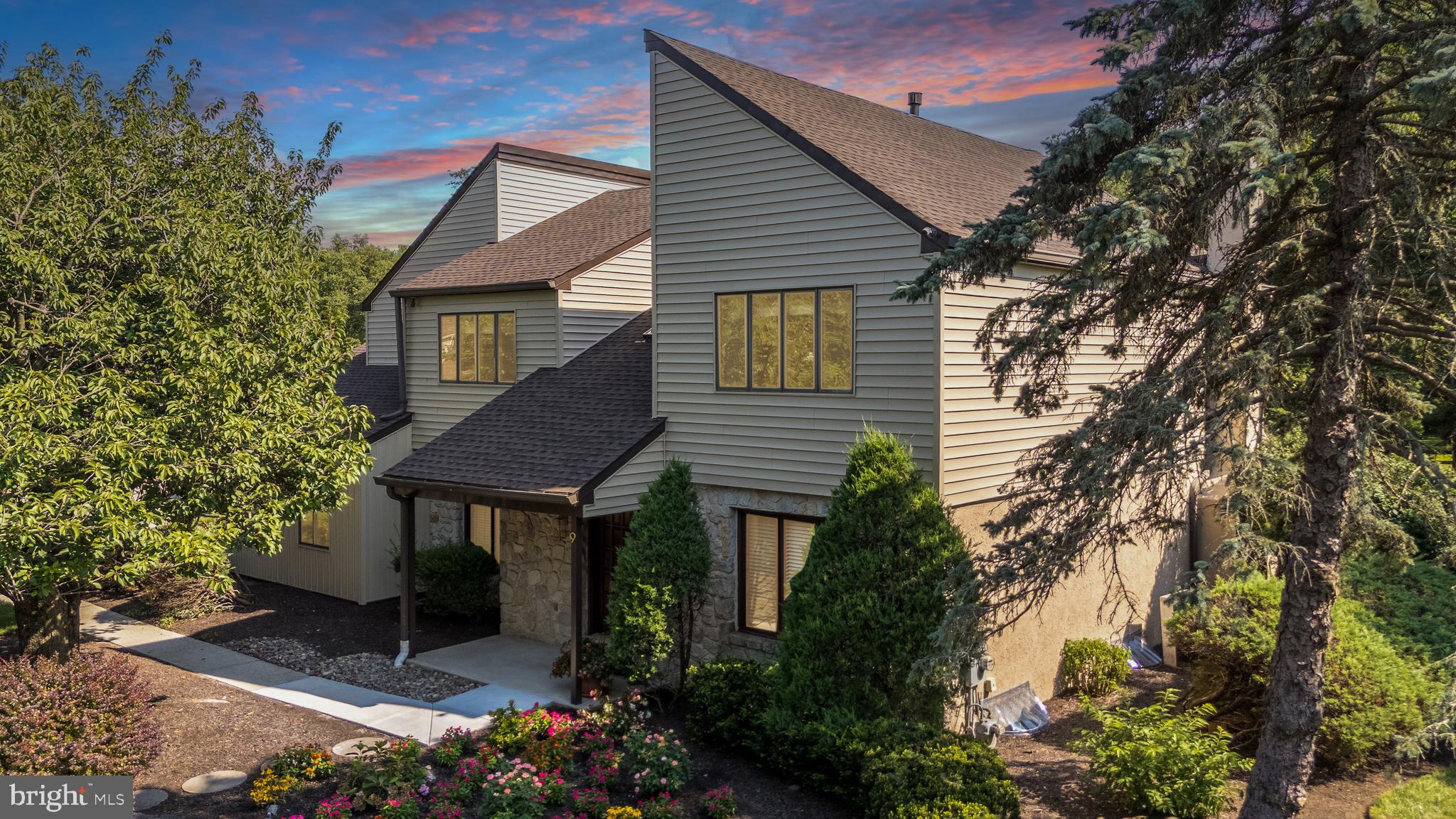 1419 BARTON DRIVE