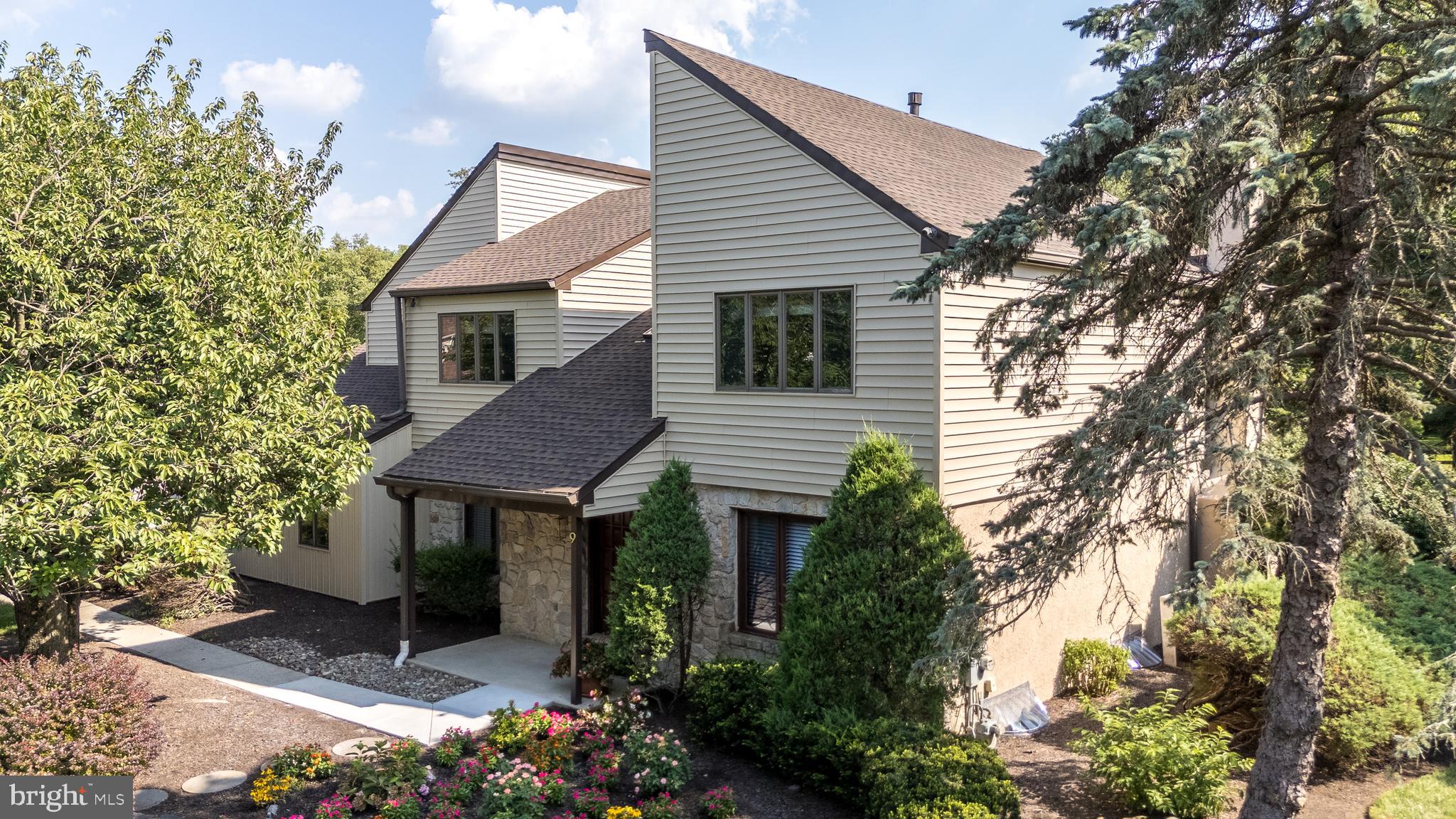 1419 BARTON DRIVE