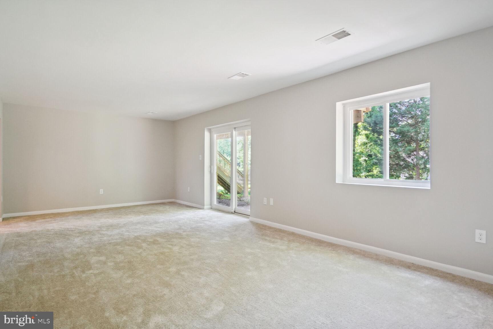 DUNN LORING GARDENS - Residential Lease