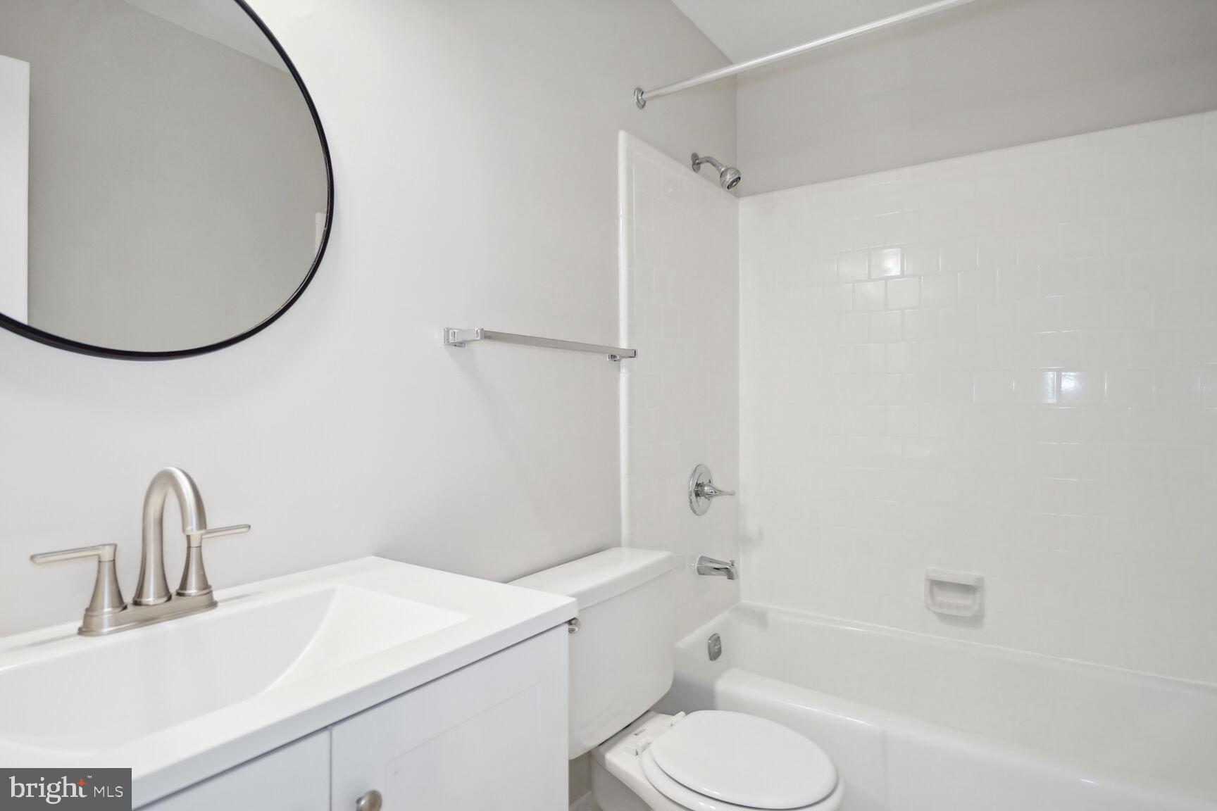 DUNN LORING GARDENS - Residential Lease