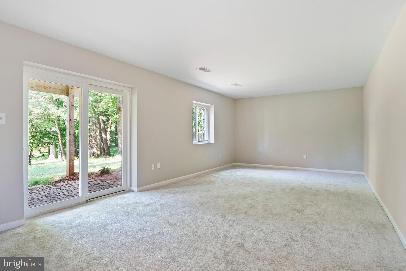 DUNN LORING GARDENS - Residential Lease