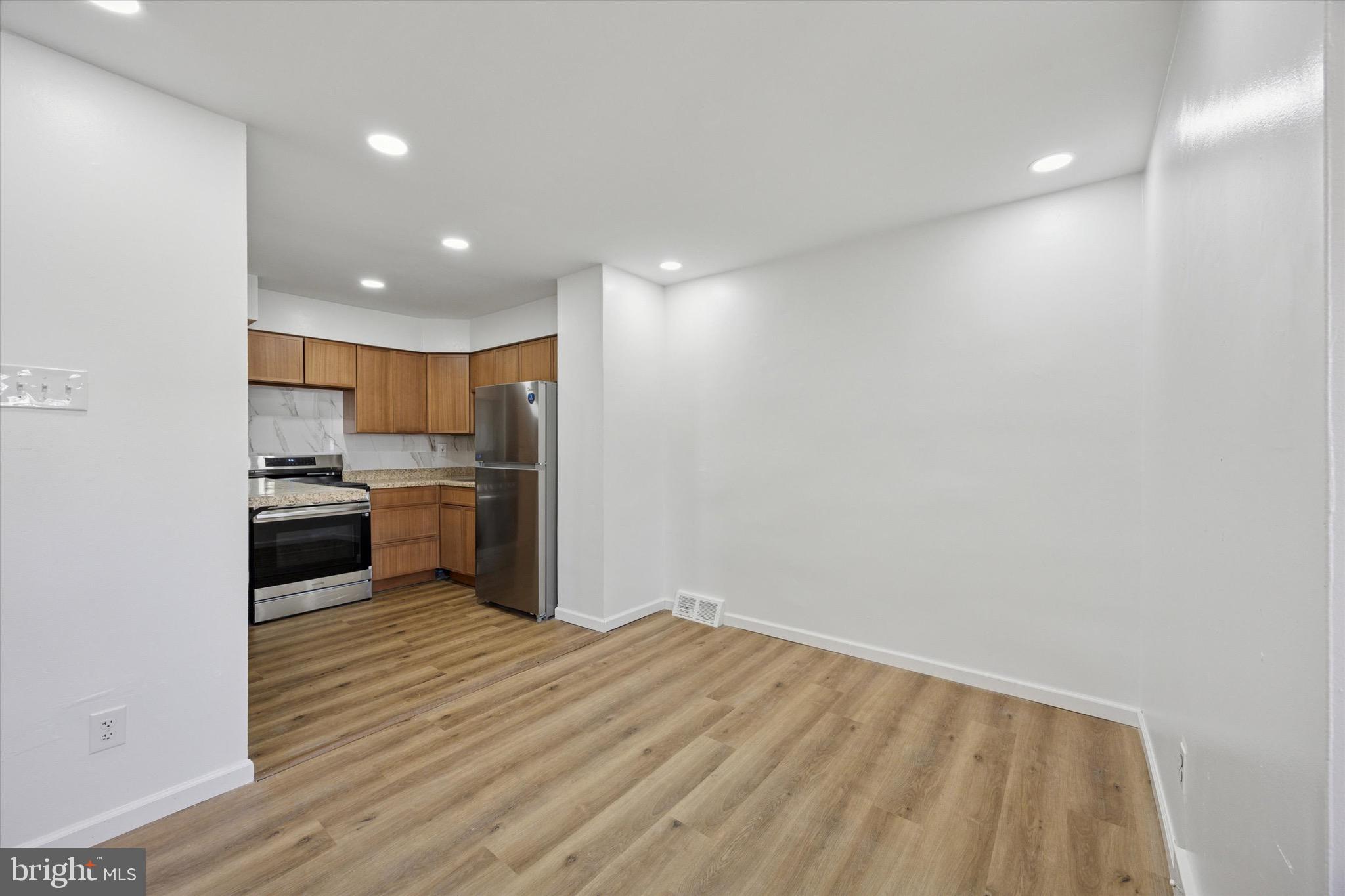 WYNNEFIELD HEIGHTS - Residential Lease