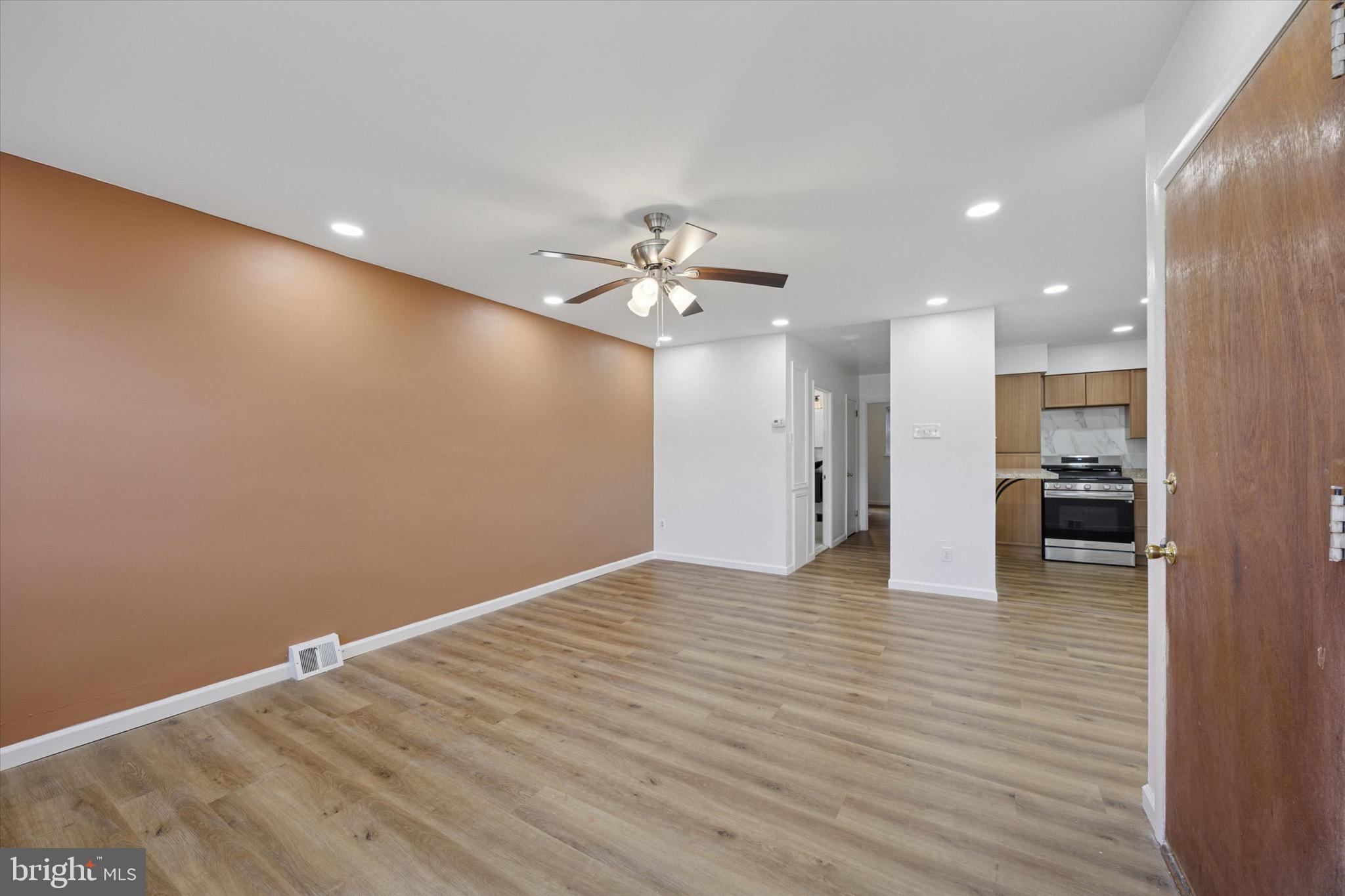 WYNNEFIELD HEIGHTS - Residential Lease