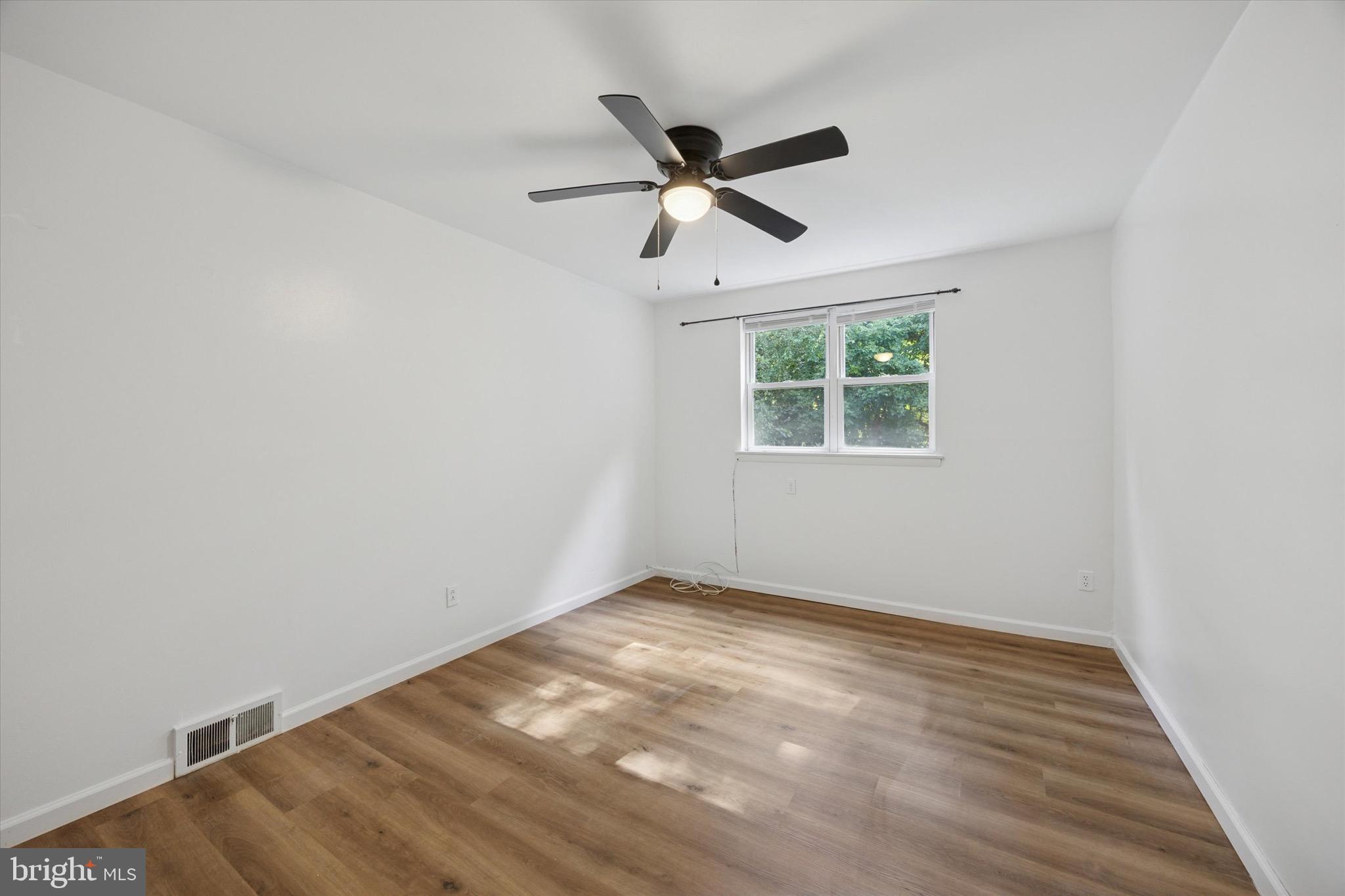 WYNNEFIELD HEIGHTS - Residential Lease