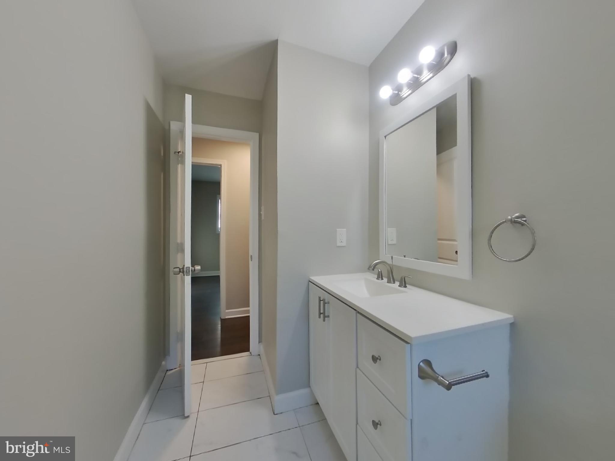 SKYLINE-3RD ADDN - Residential Lease