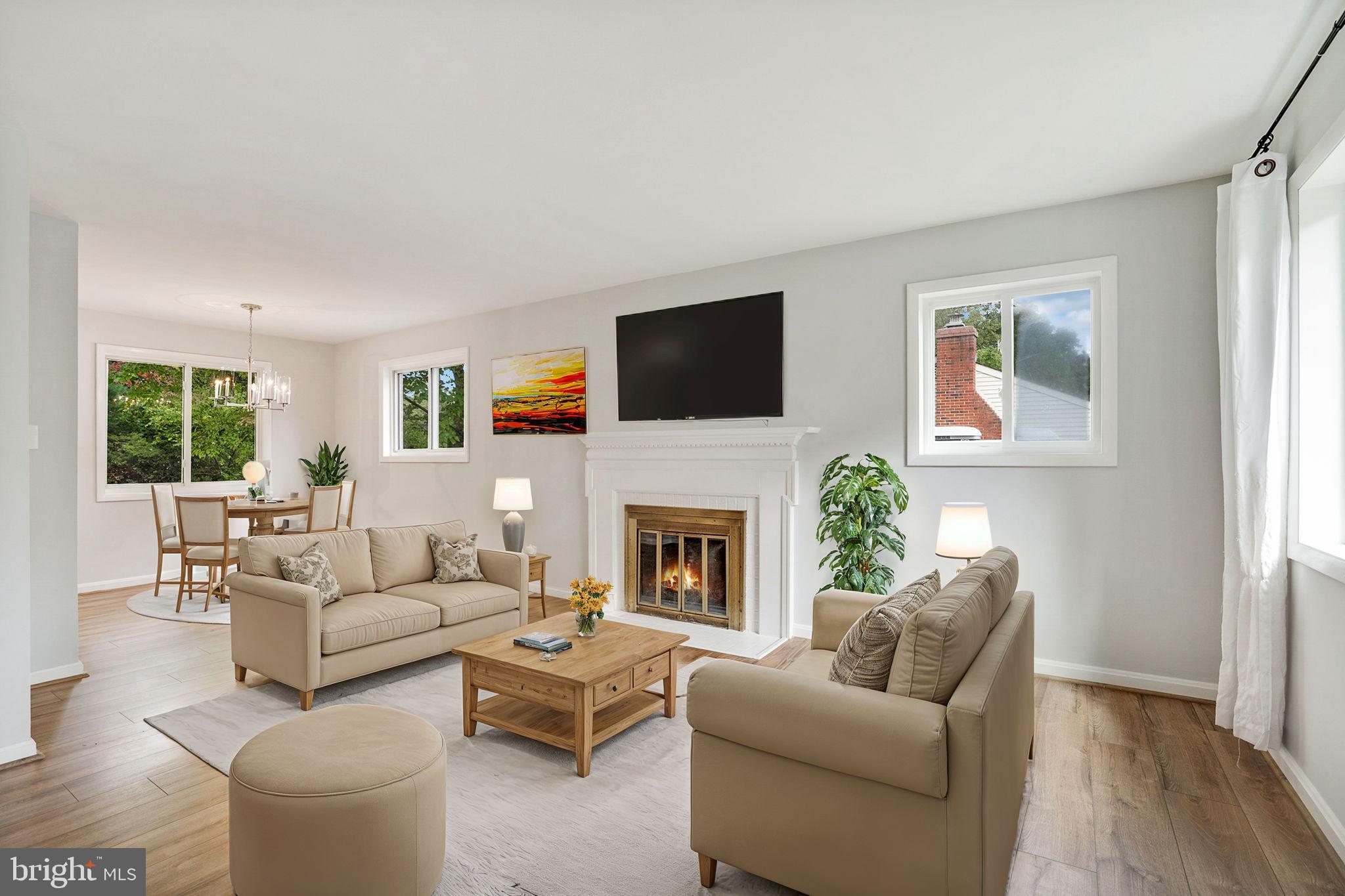 BROYHILL PARK - Residential