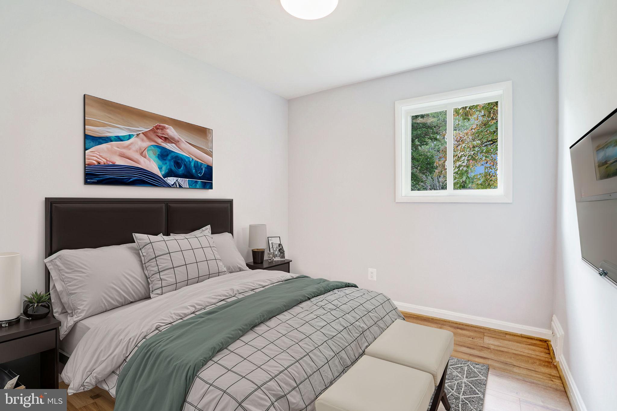 BROYHILL PARK - Residential