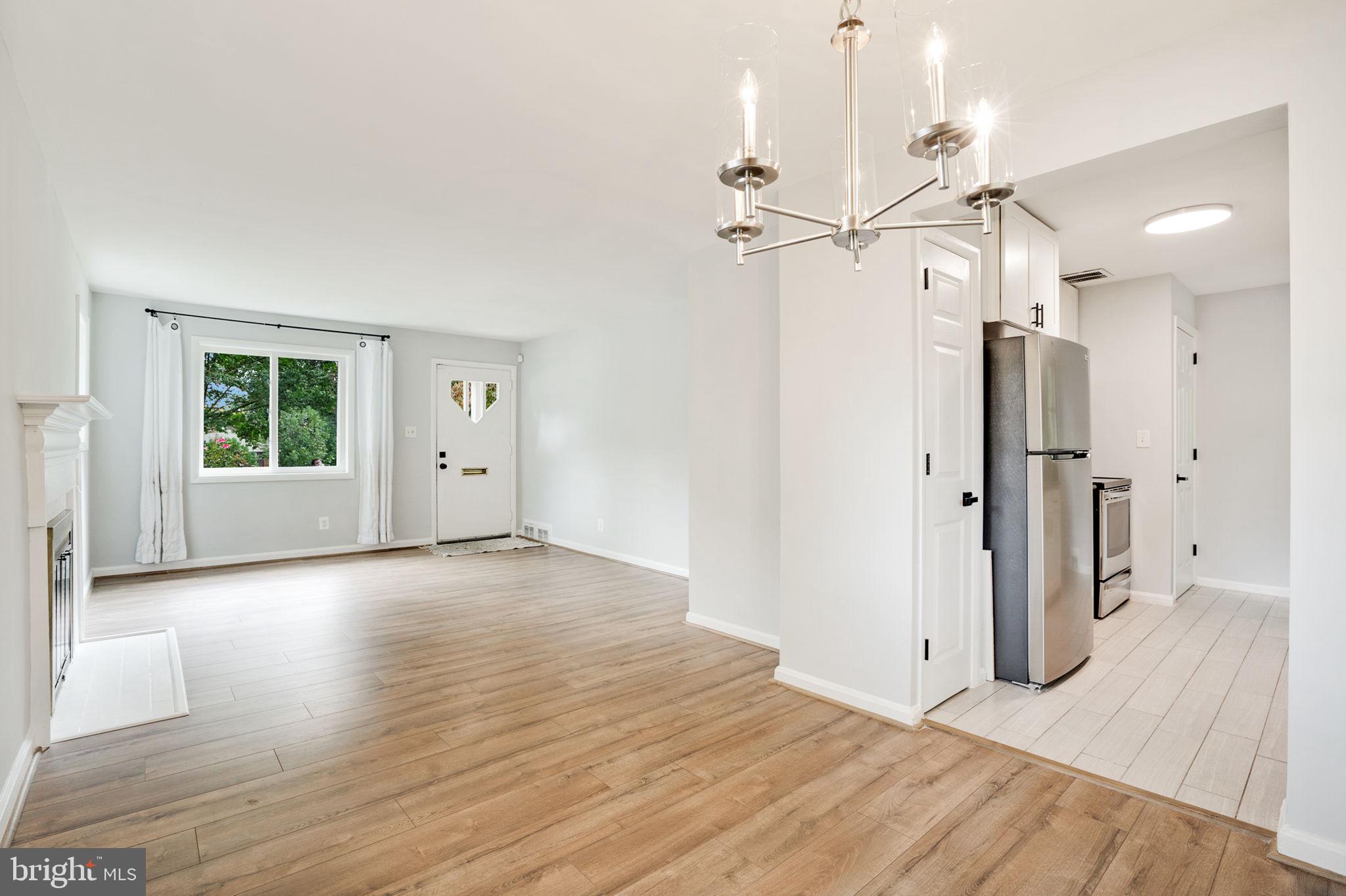 BROYHILL PARK - Residential