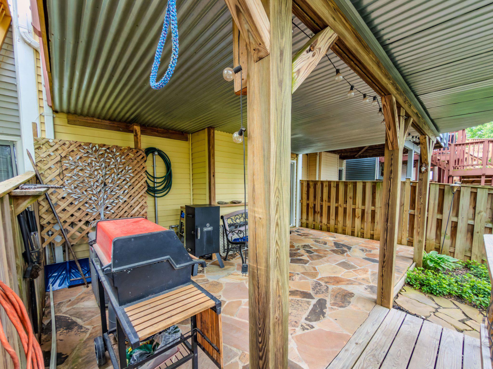 FERNSHIRE FARMS - Residential