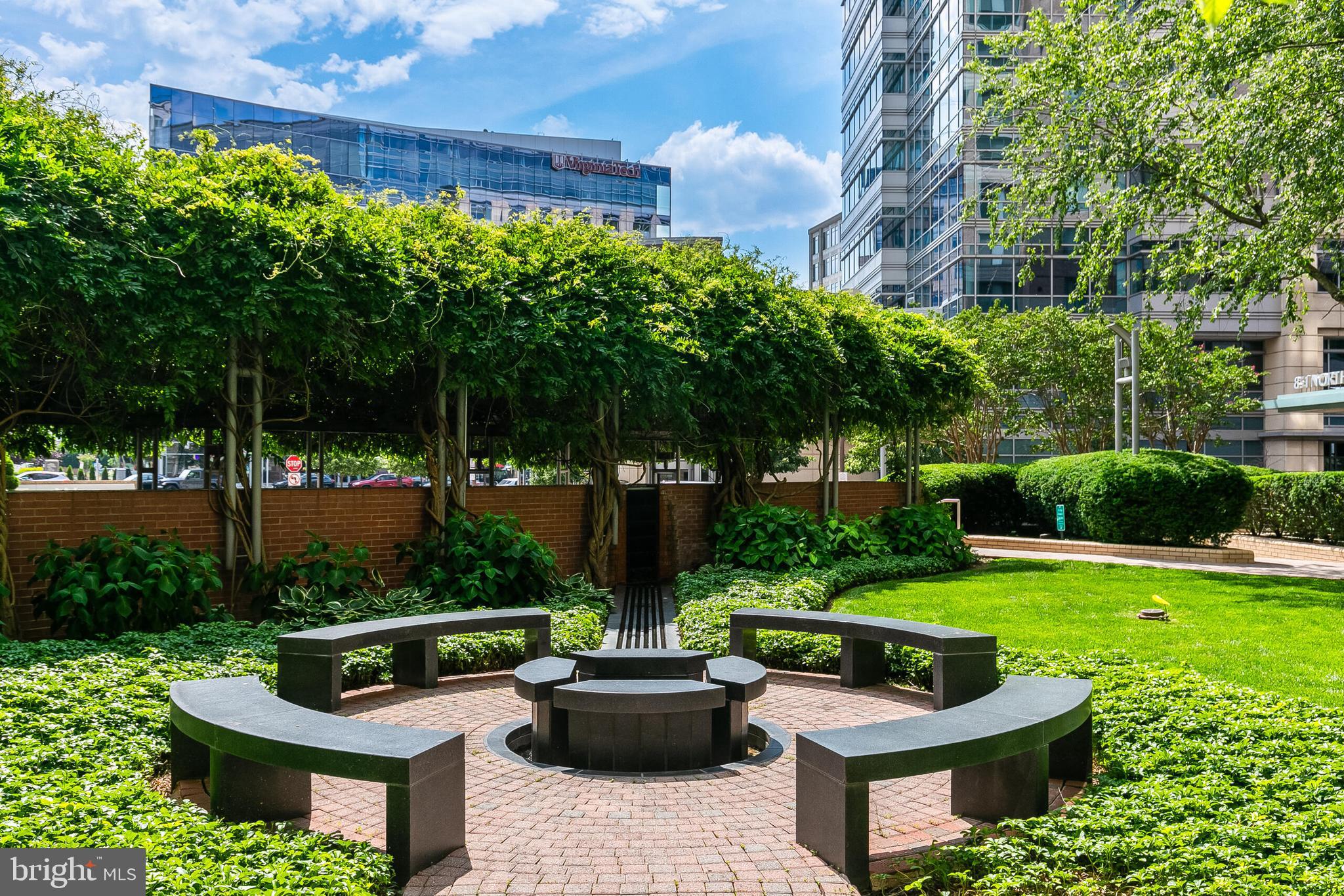 BALLSTON - Residential