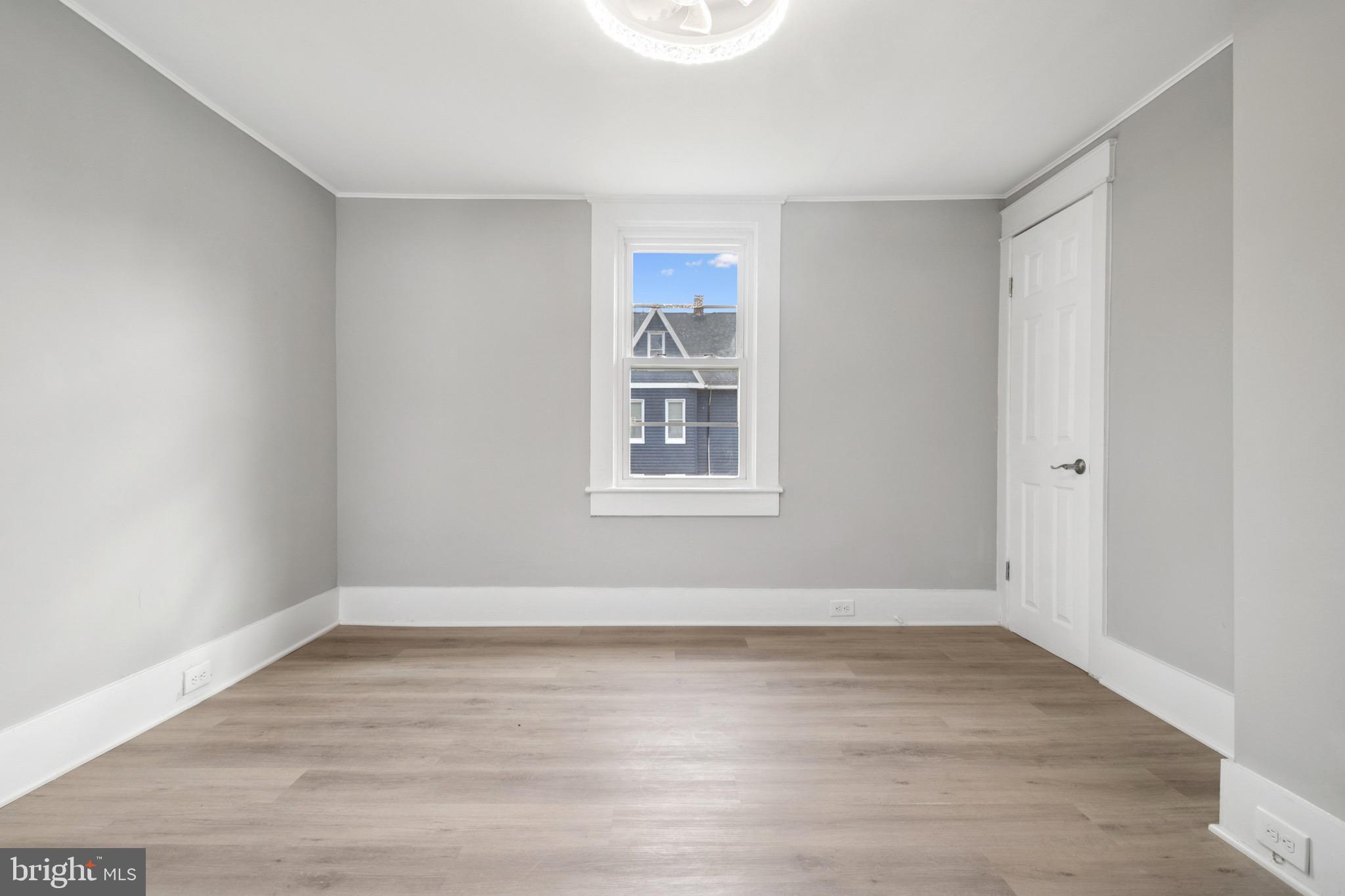 OVERLEA - Residential