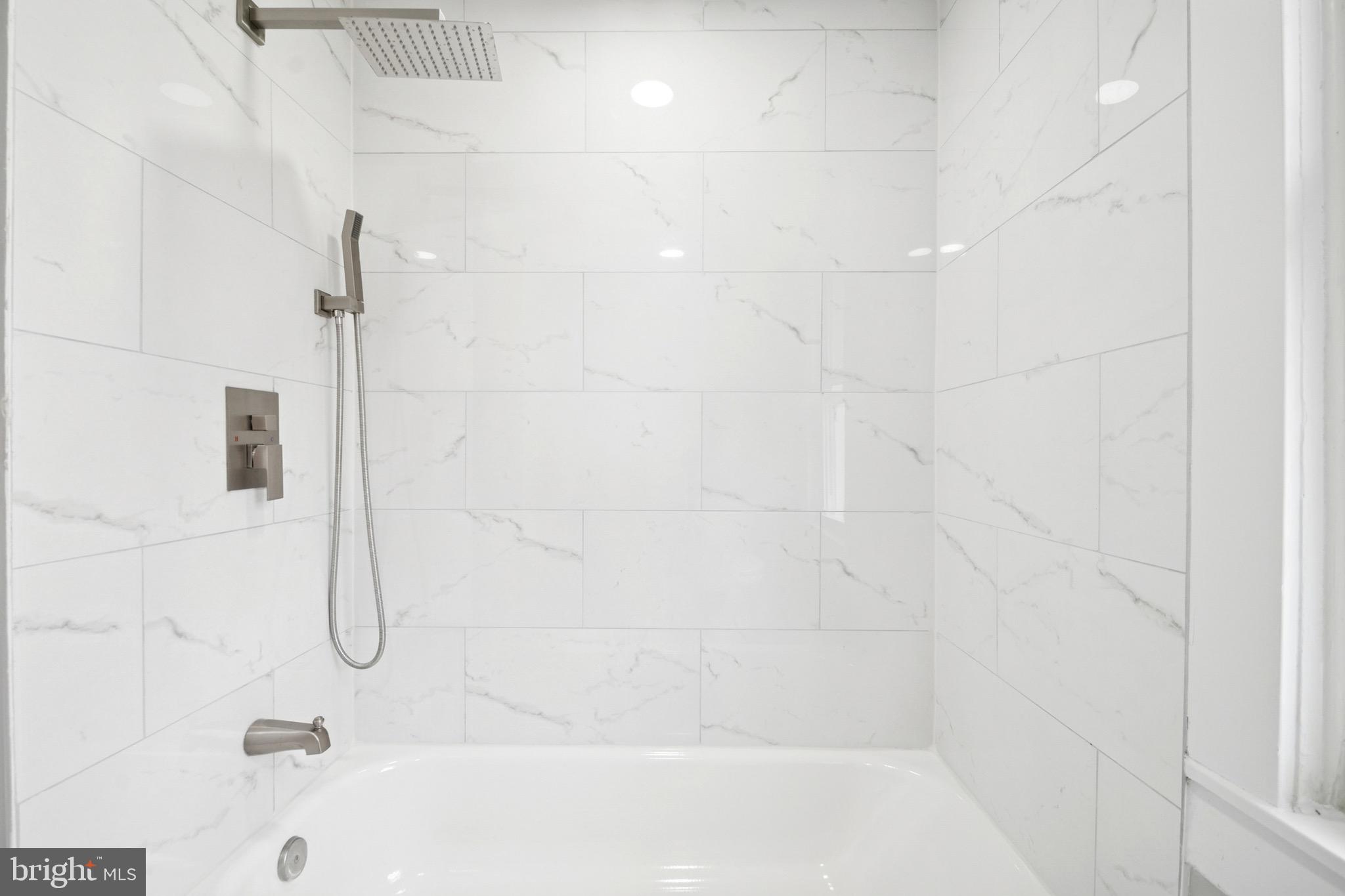 OVERLEA - Residential