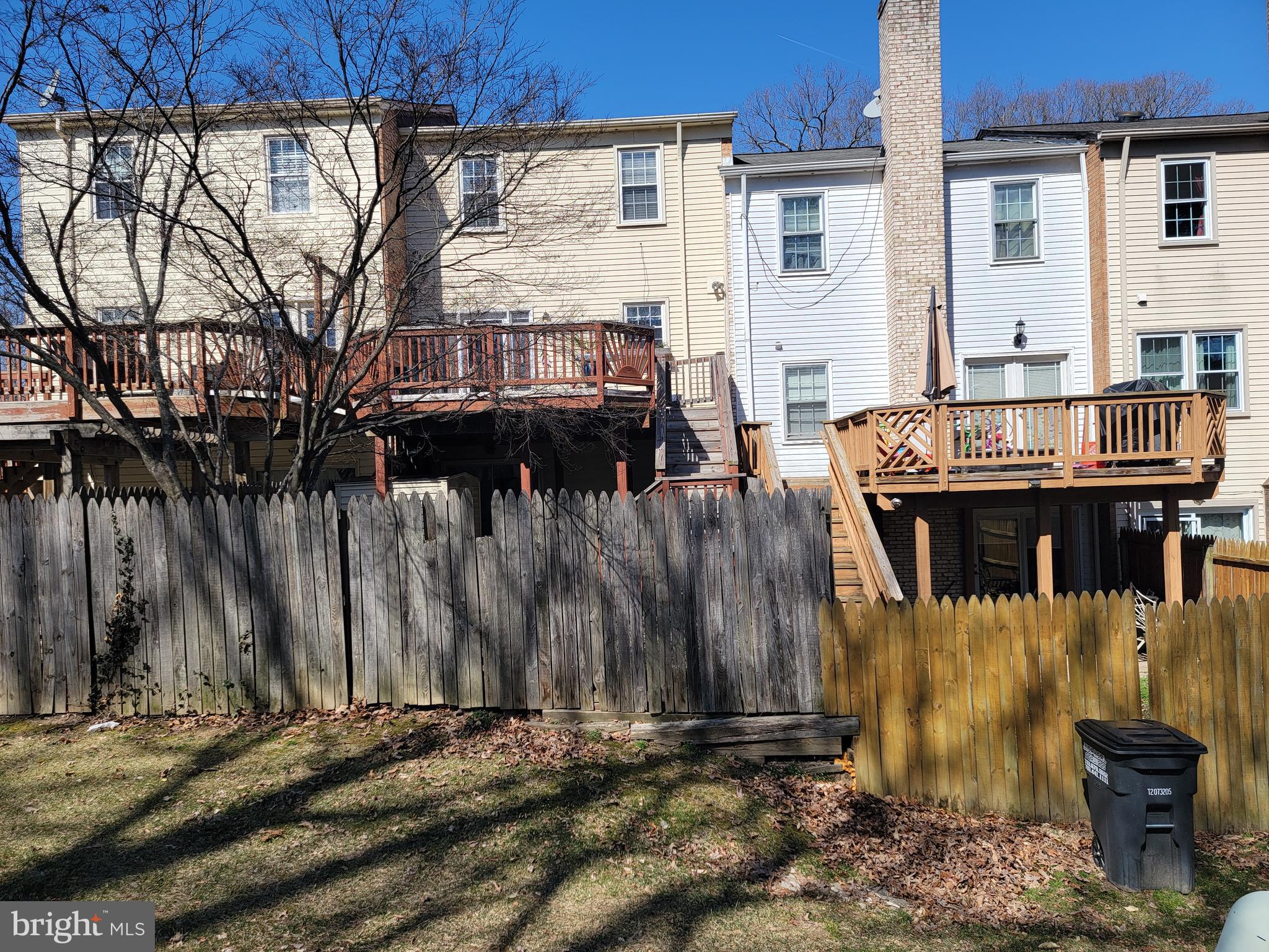 LAKE RIDGE - Residential