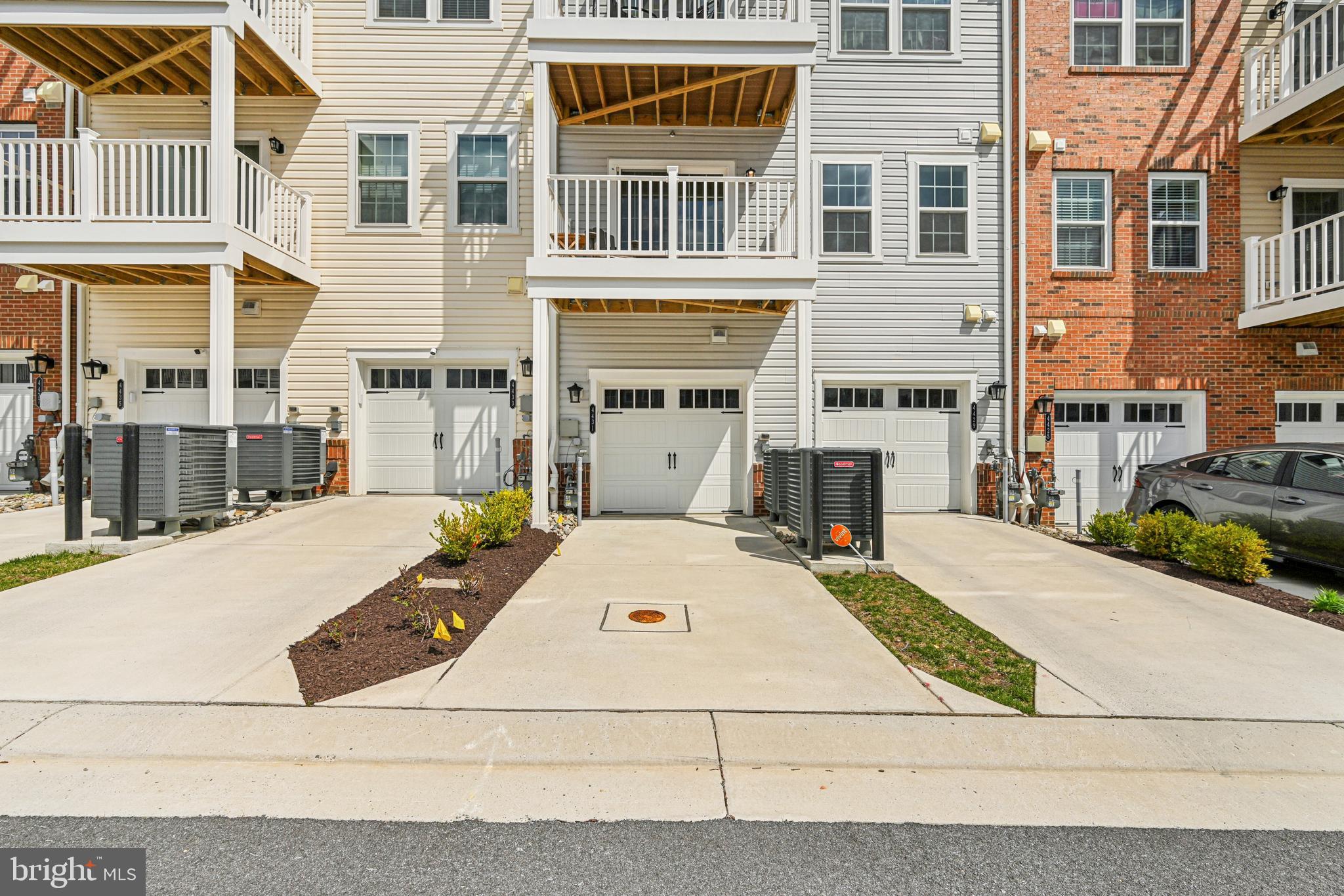 BALLARD GREEN - Residential