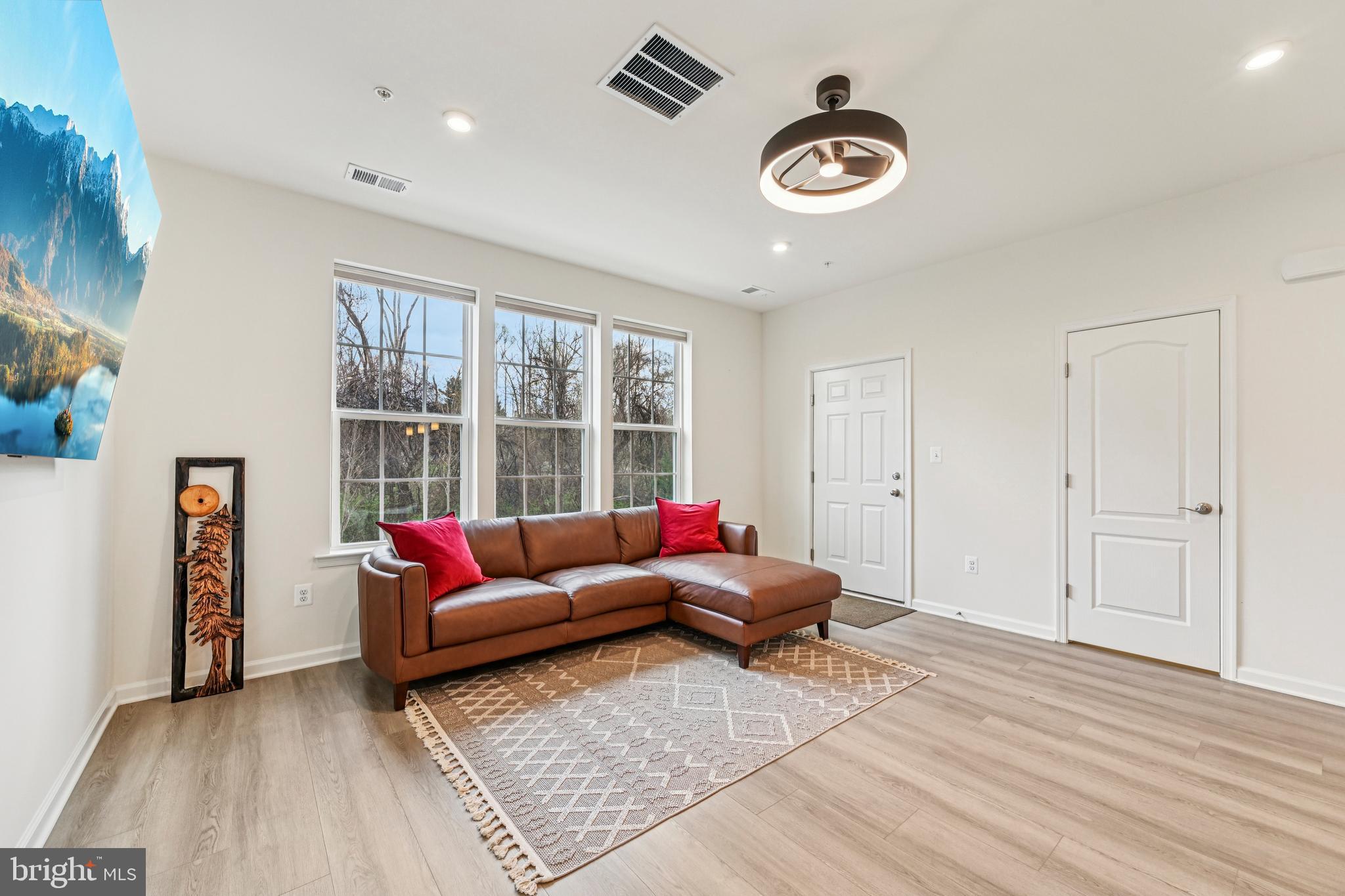 BALLARD GREEN - Residential