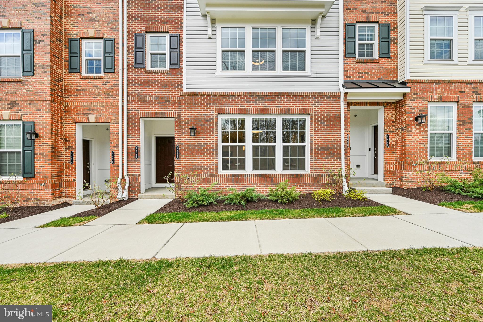 BALLARD GREEN - Residential