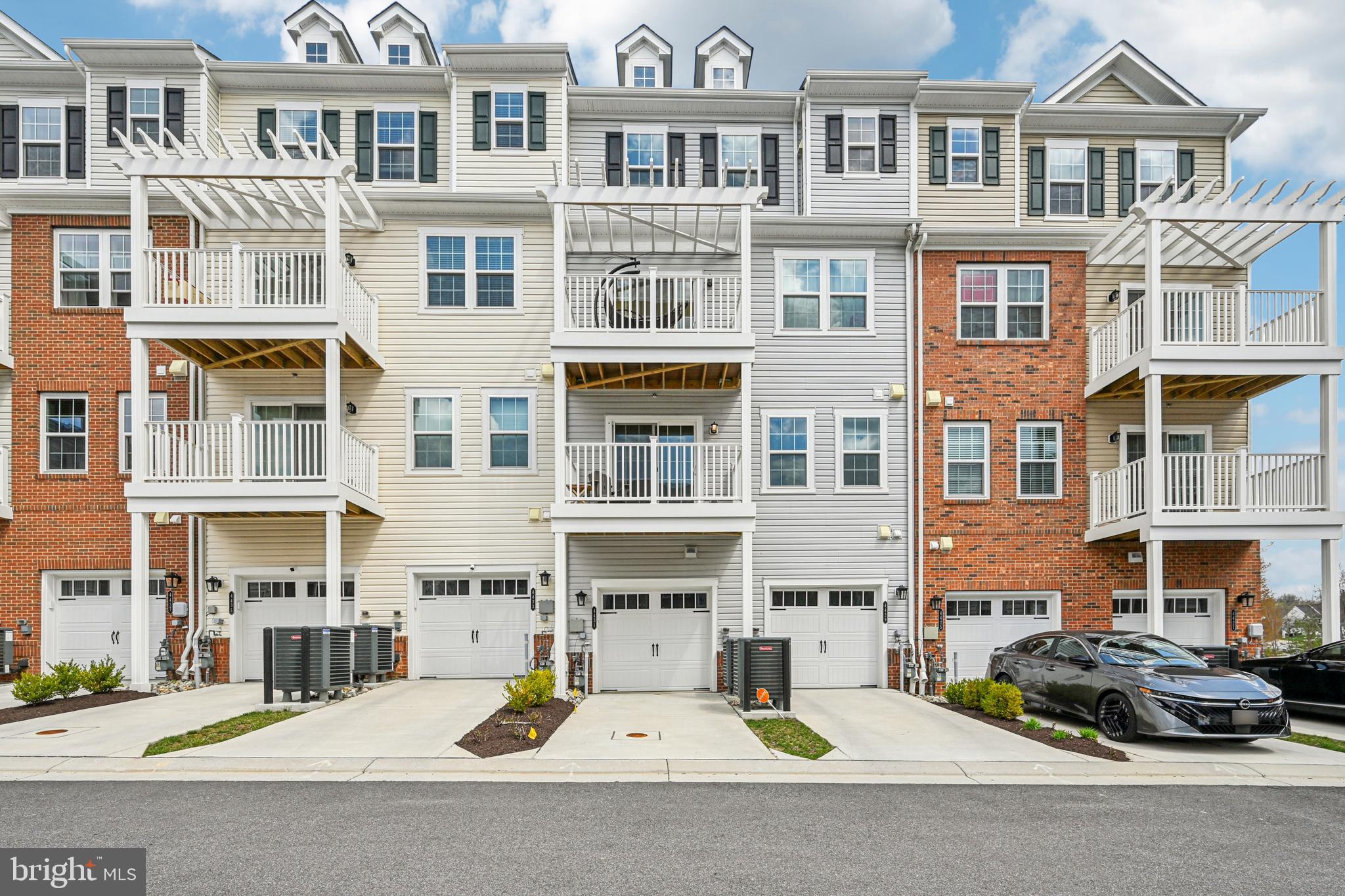 BALLARD GREEN - Residential